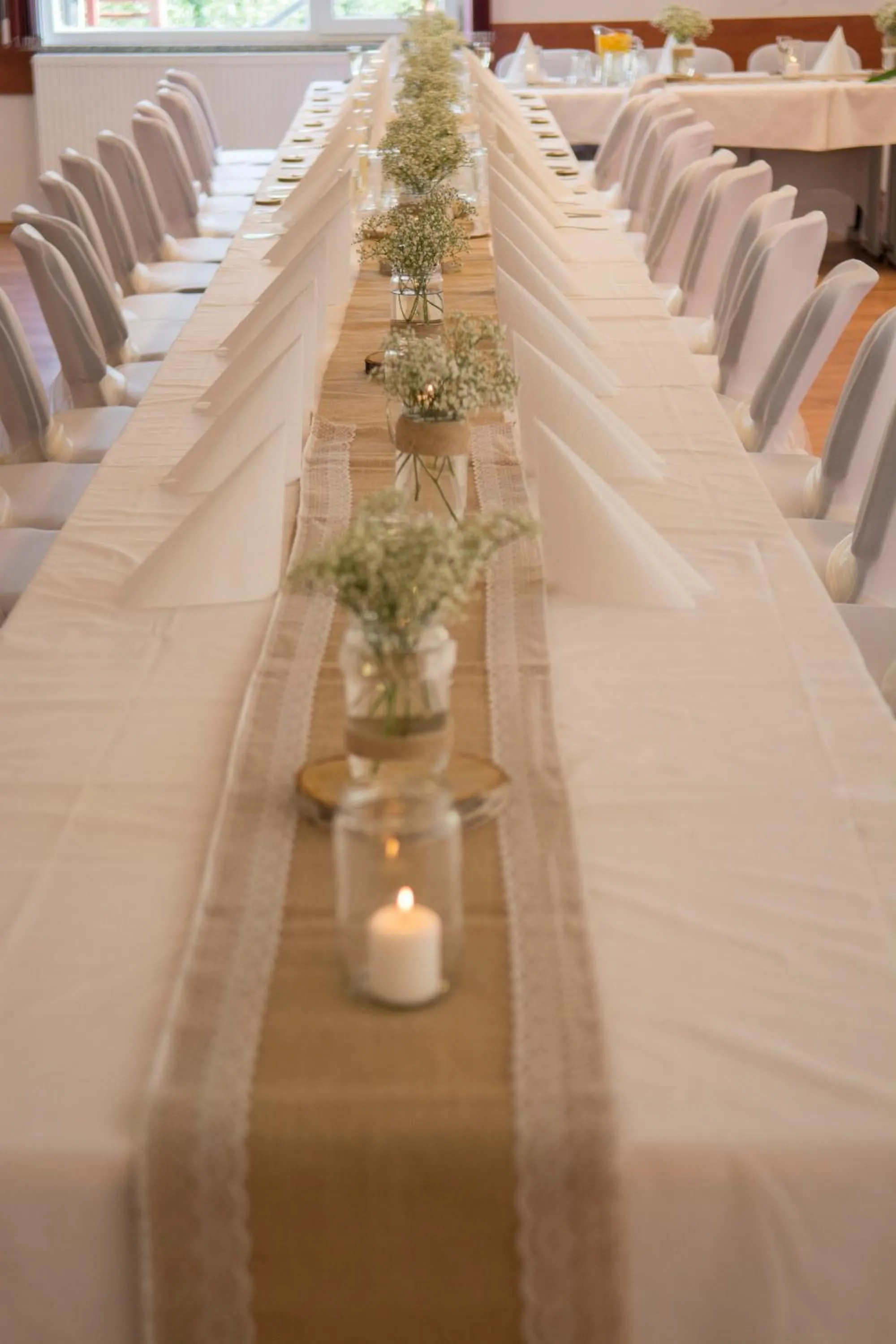 Restaurant/places to eat in Hotel Prom