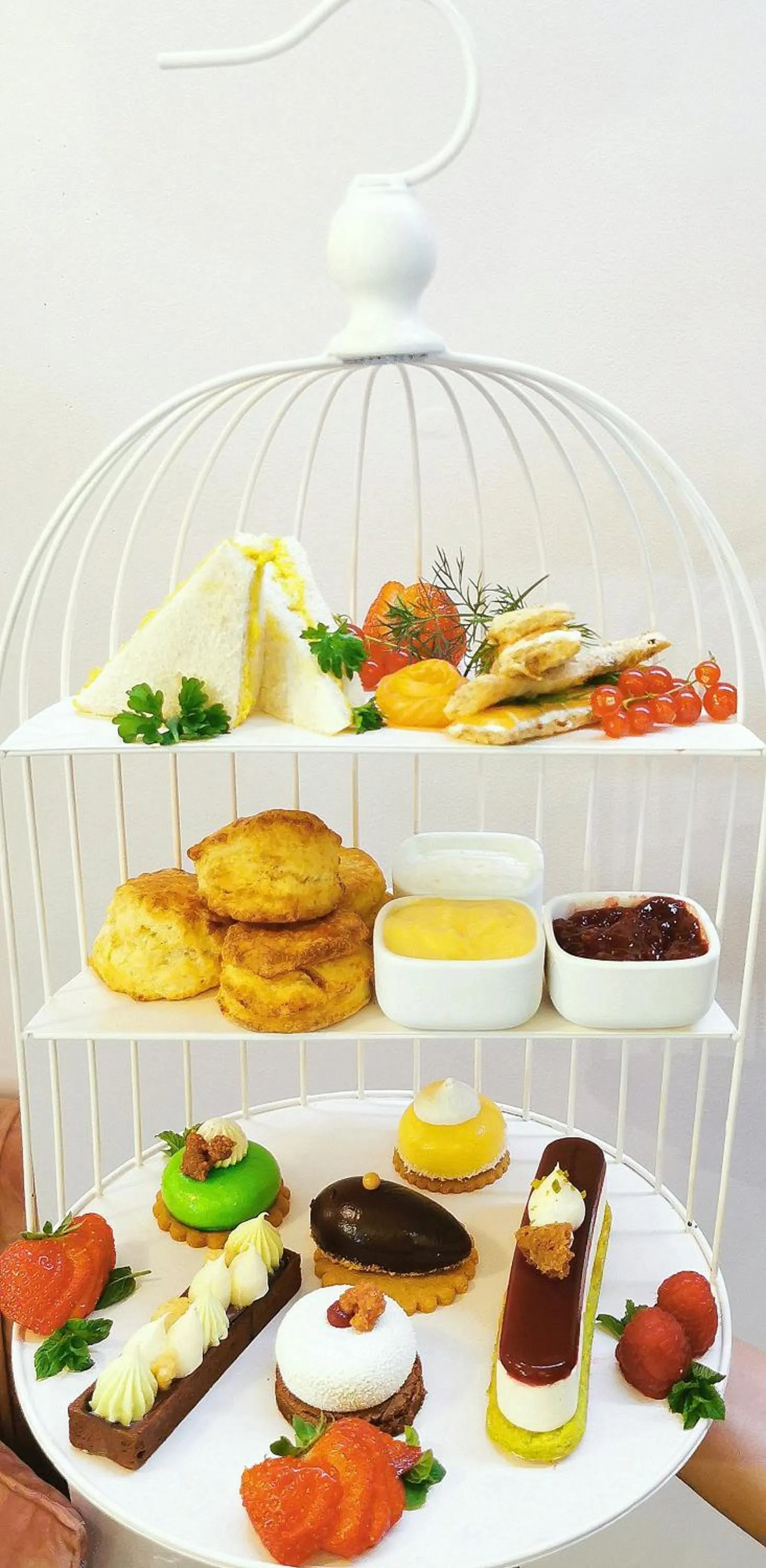 Food and drinks in Hotel Cardiff