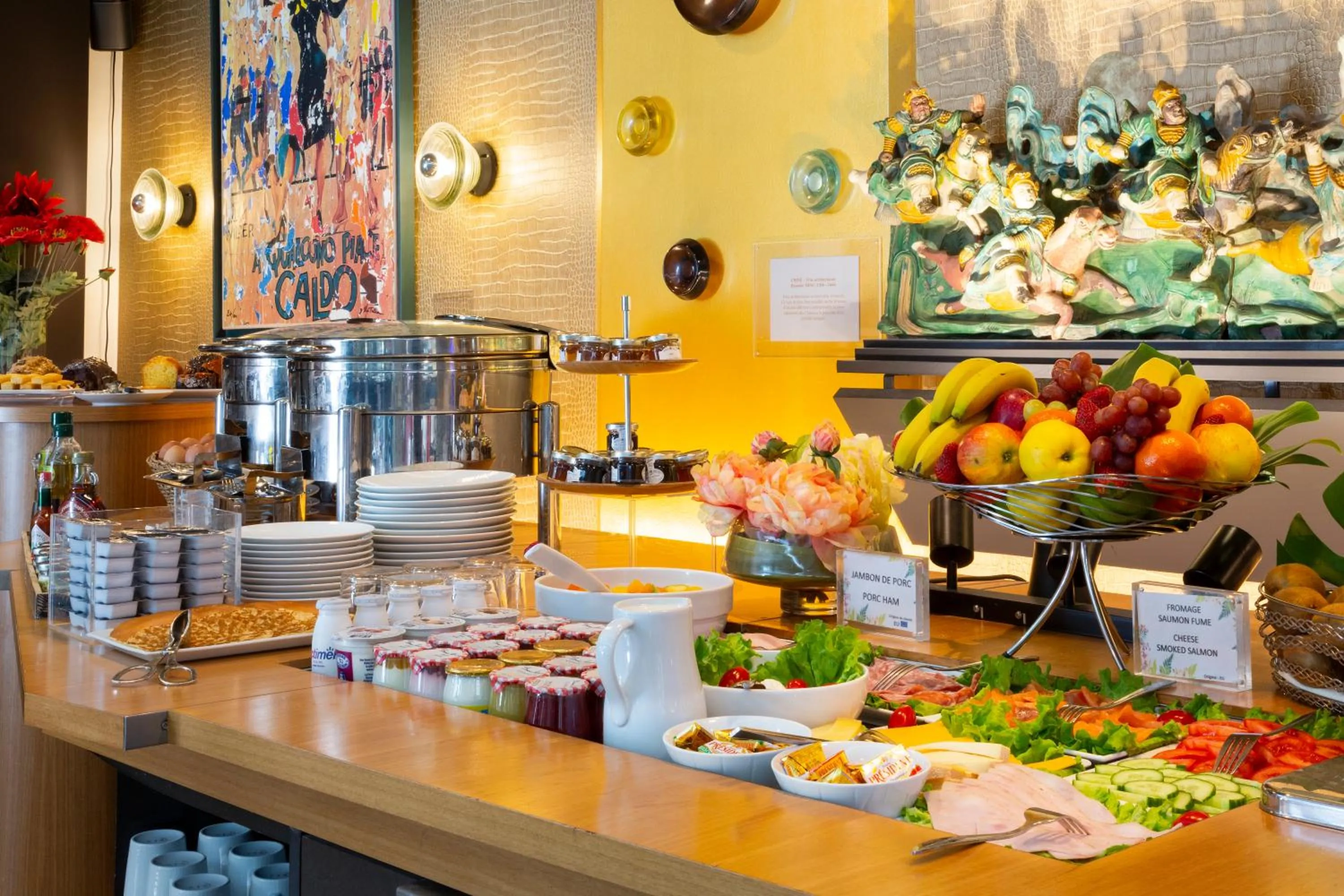 Breakfast in Hôtel Hor Europe