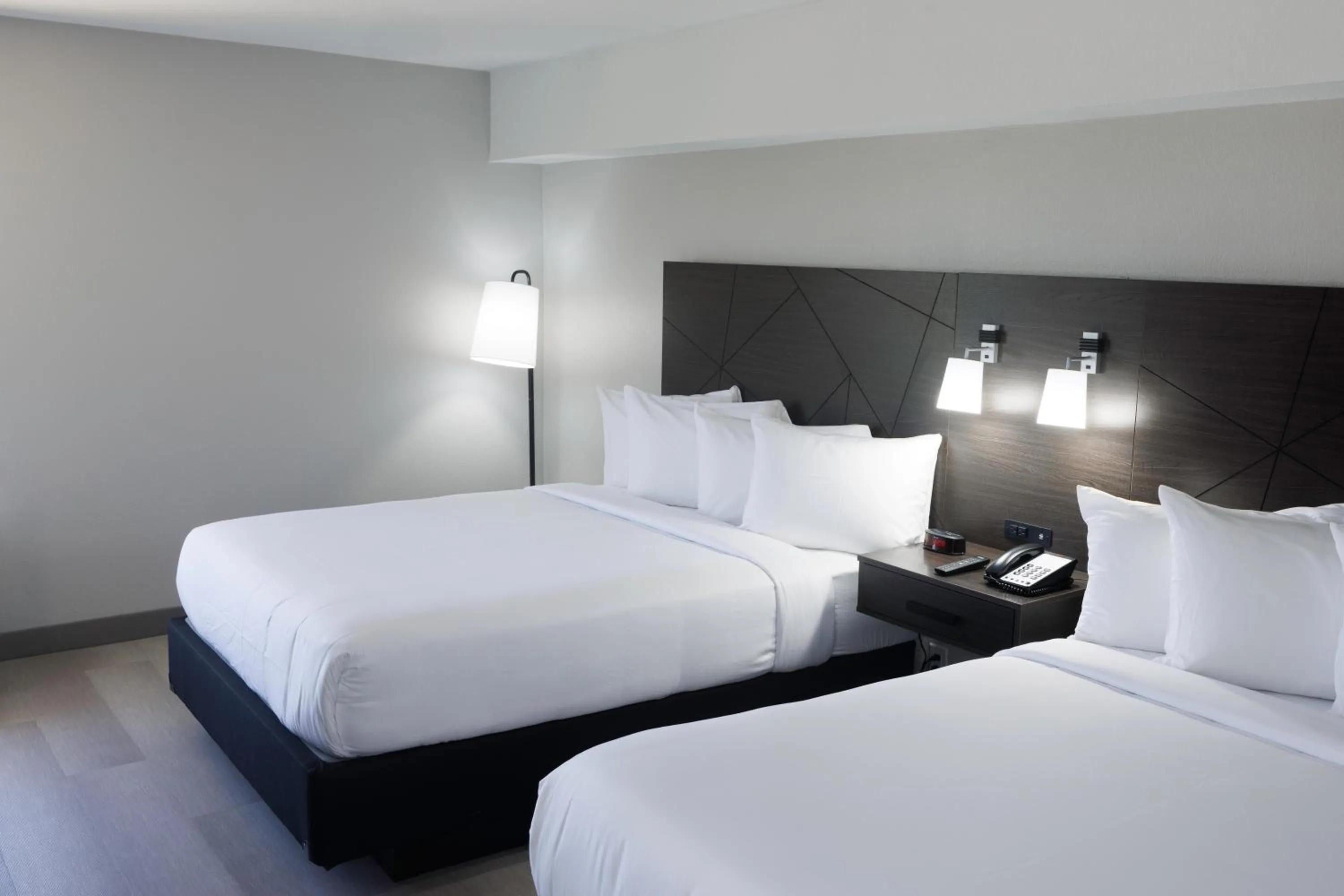 Bed in B&B Hotel Miami Airport