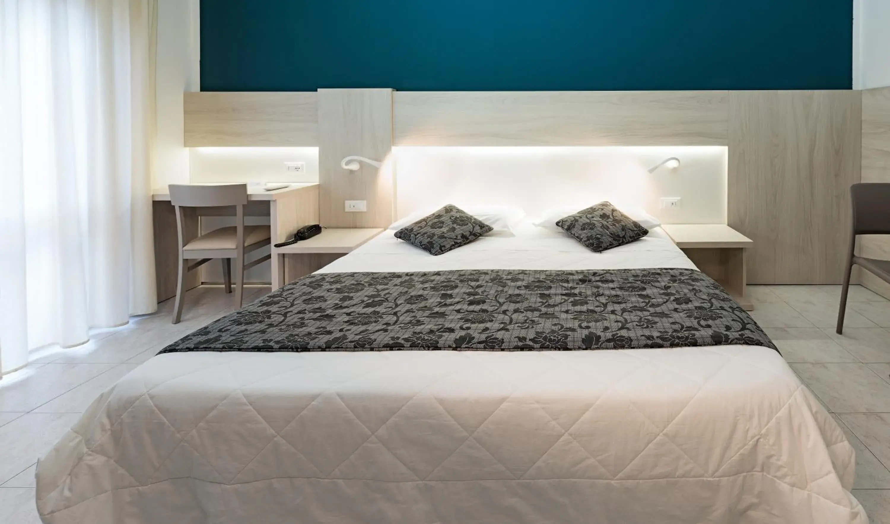 Superior Double Room in Hotel il Delfino Superior Double Room in Hotel il Delfino