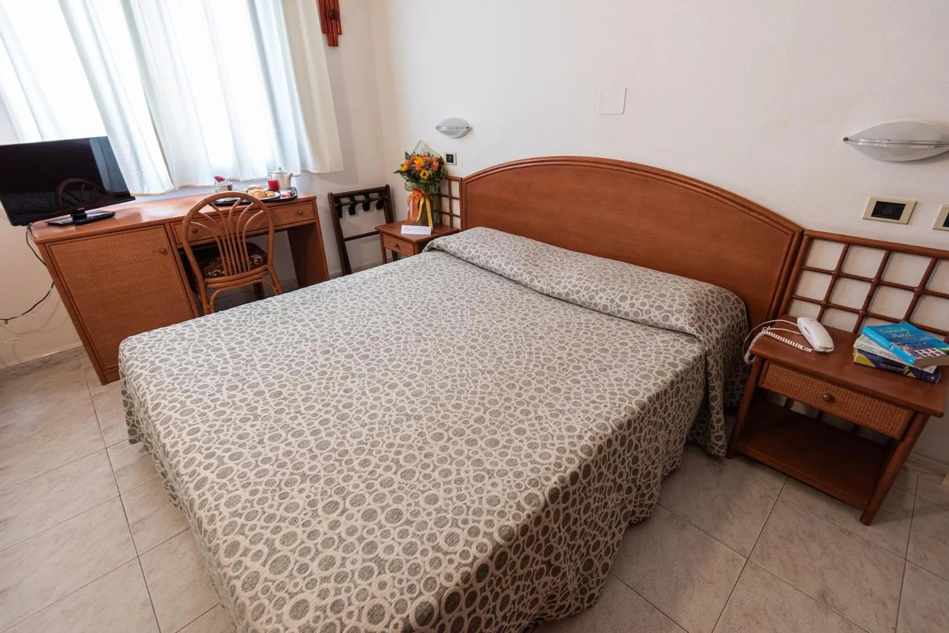 Bed in Hotel il Delfino