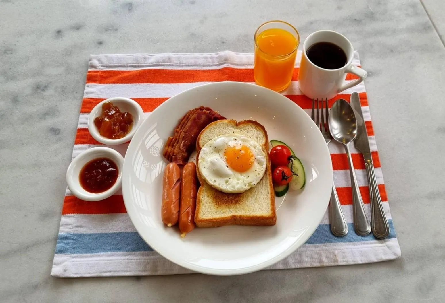Breakfast in Azure Hostel Bangkok