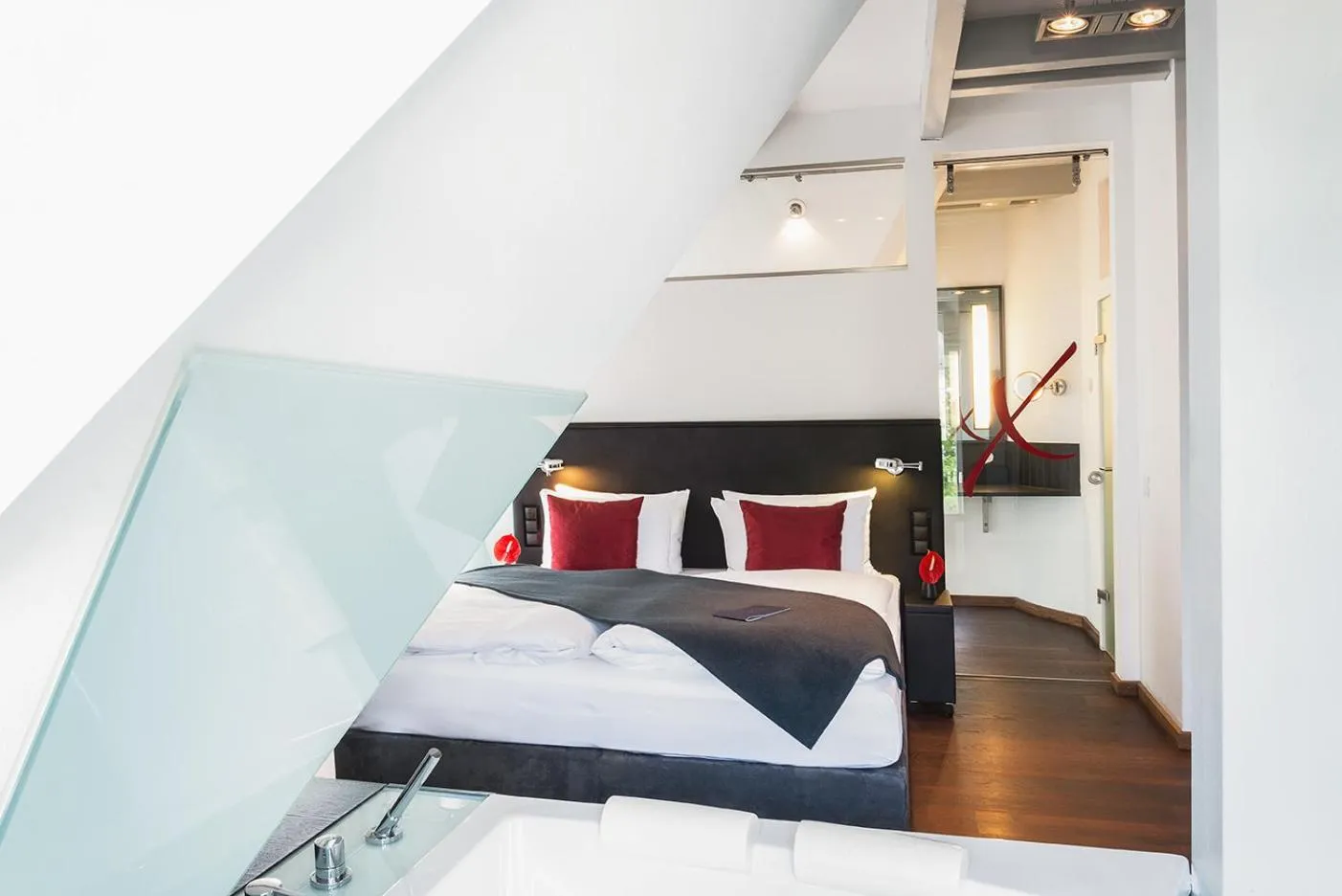 Bedroom, Bed in niXe Boutiquehotel & Spa