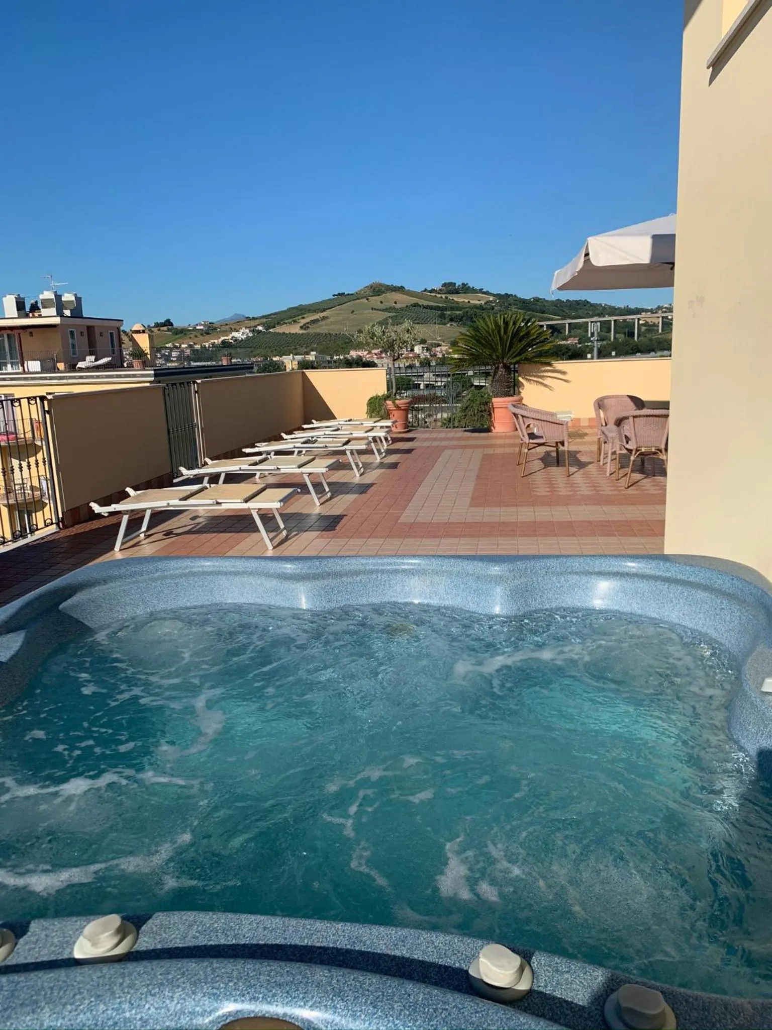 Hot Tub in Hotel Bahia
