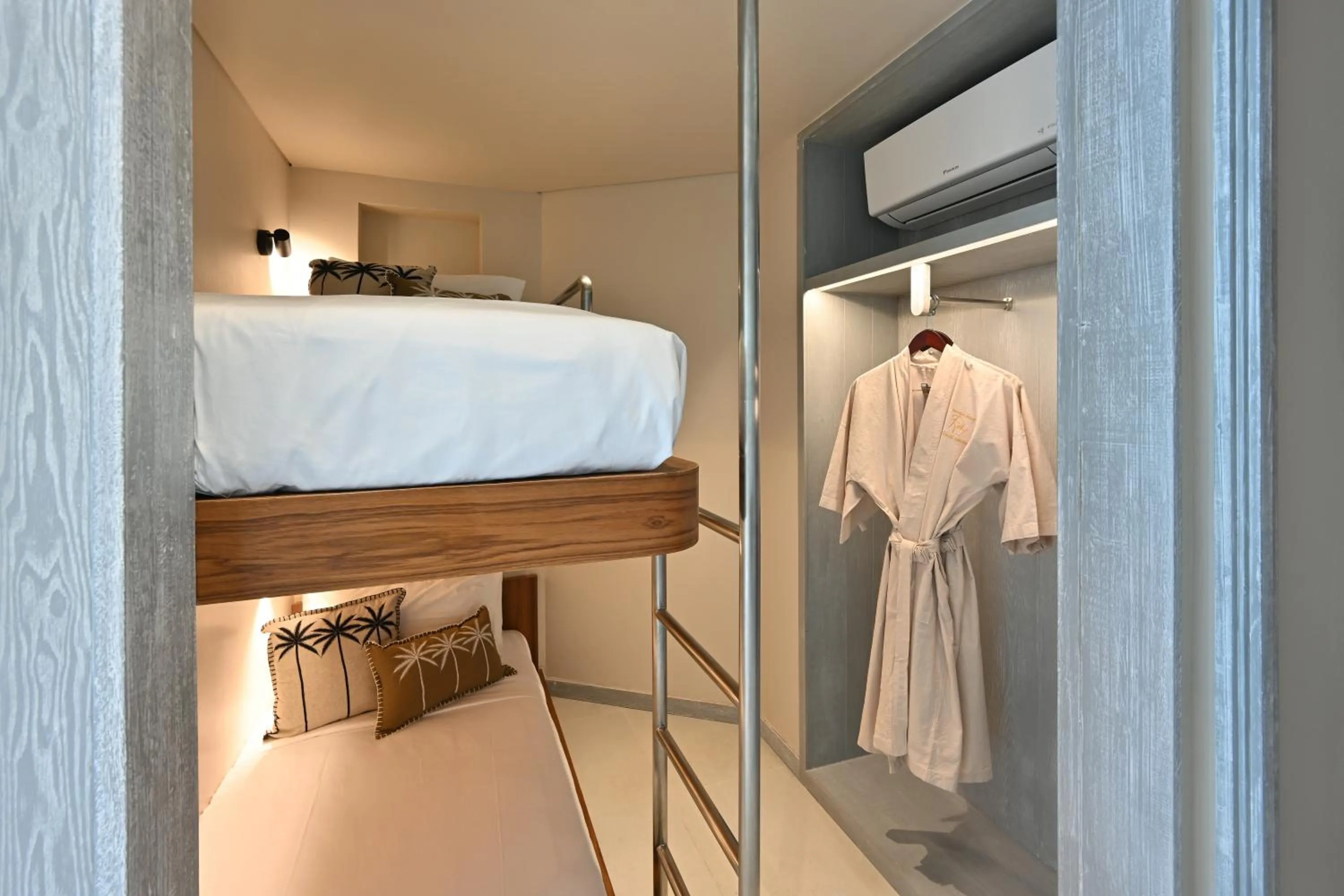 bunk bed in Rocky's Boutique Resort - Veranda Collection Samui