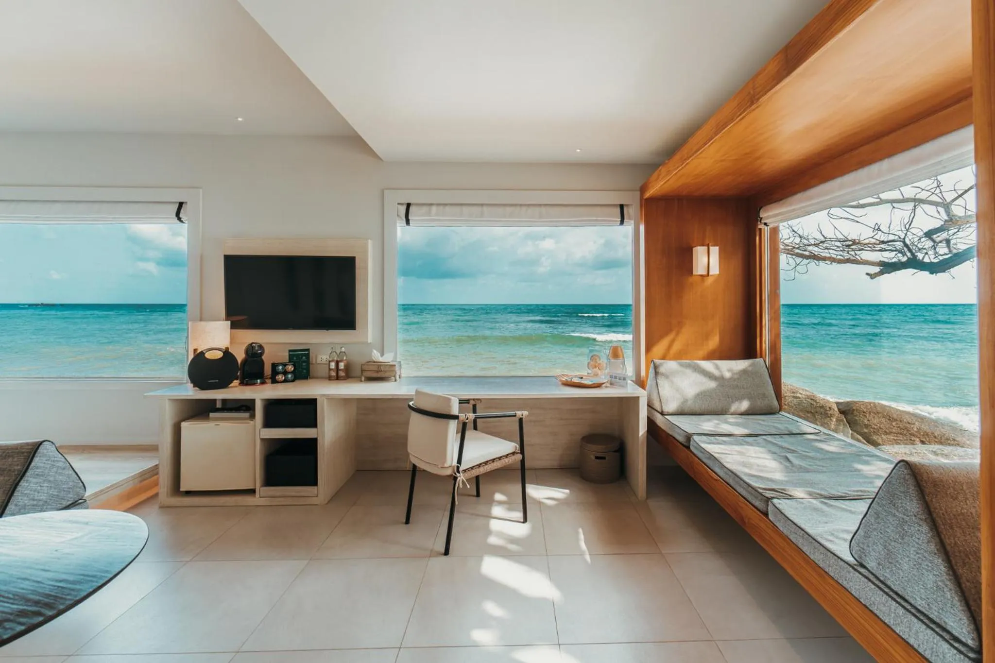 Seating area in Rocky's Boutique Resort - Veranda Collection Samui