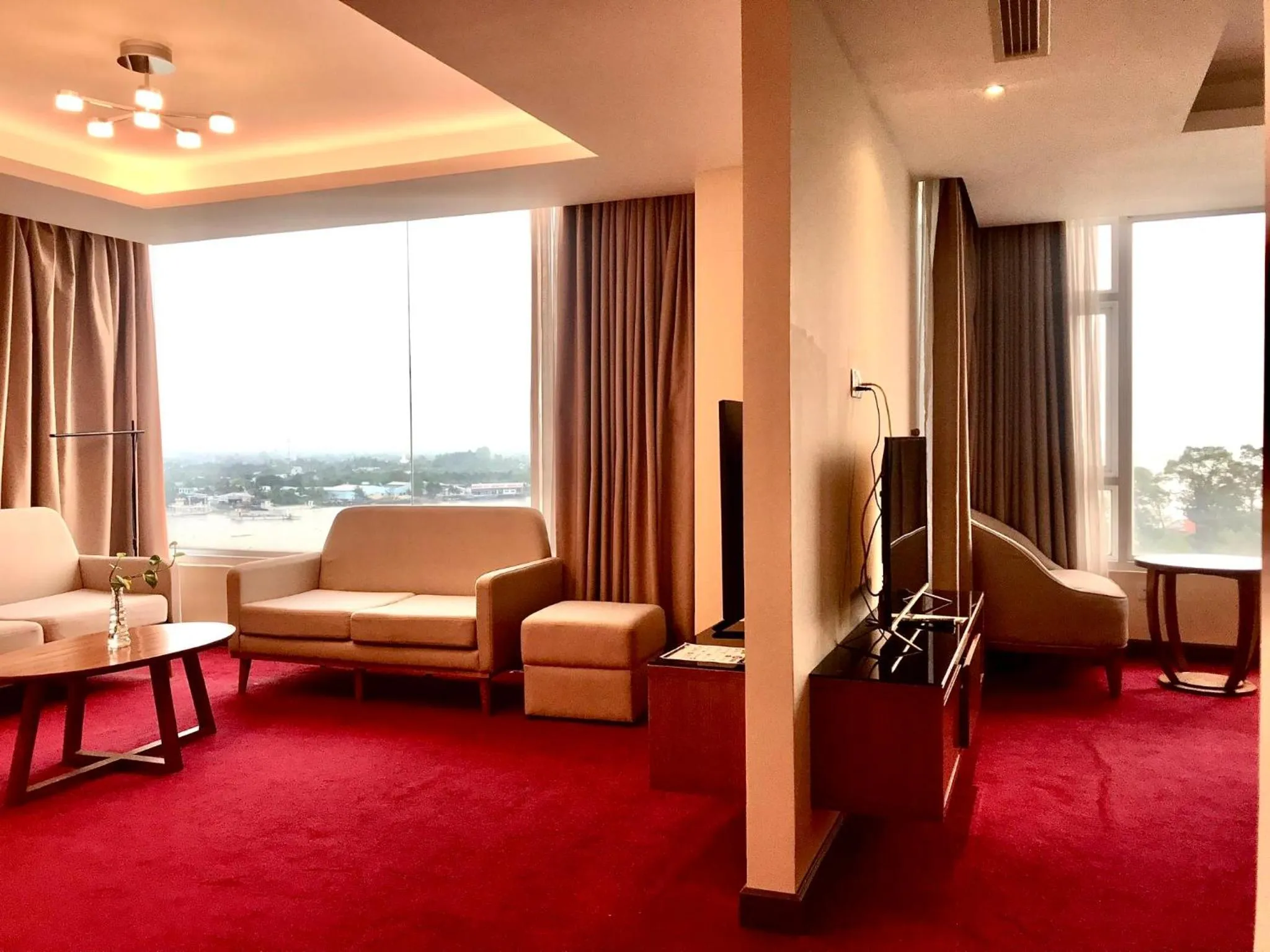 Bed in Khách sạn Sài Gòn Vĩnh Long