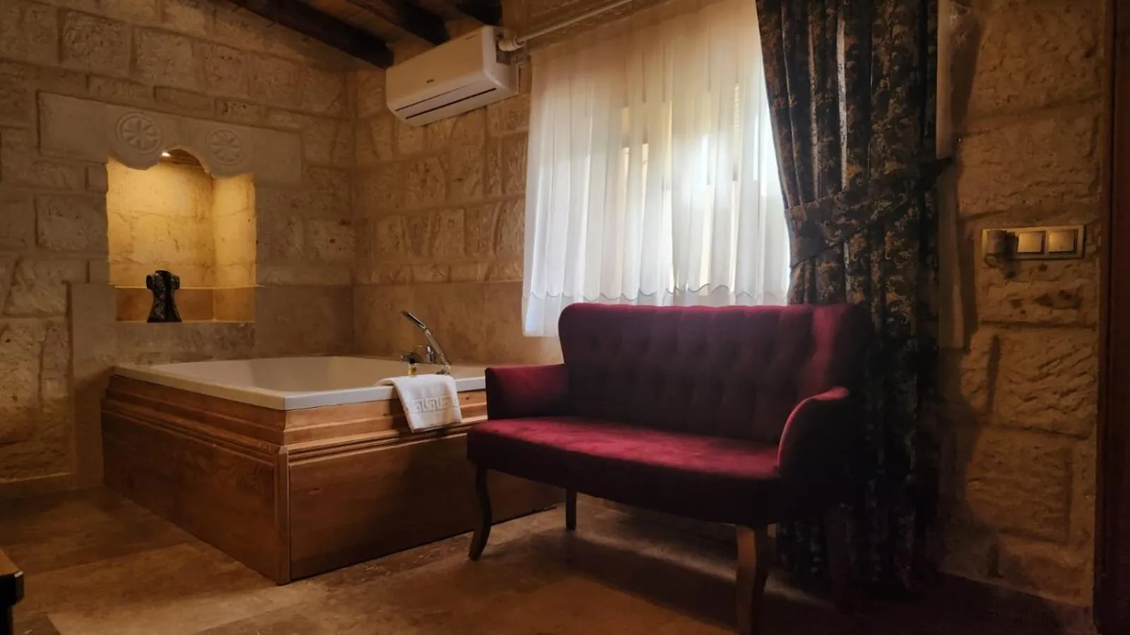 Seating area in Yıldız Hotel