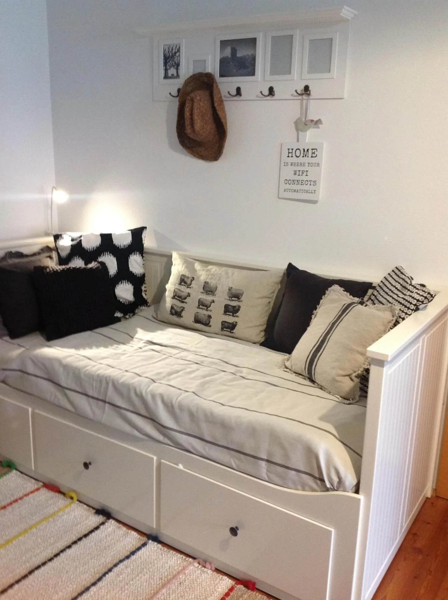 Bed in Bed & Breakfast Chez Lips