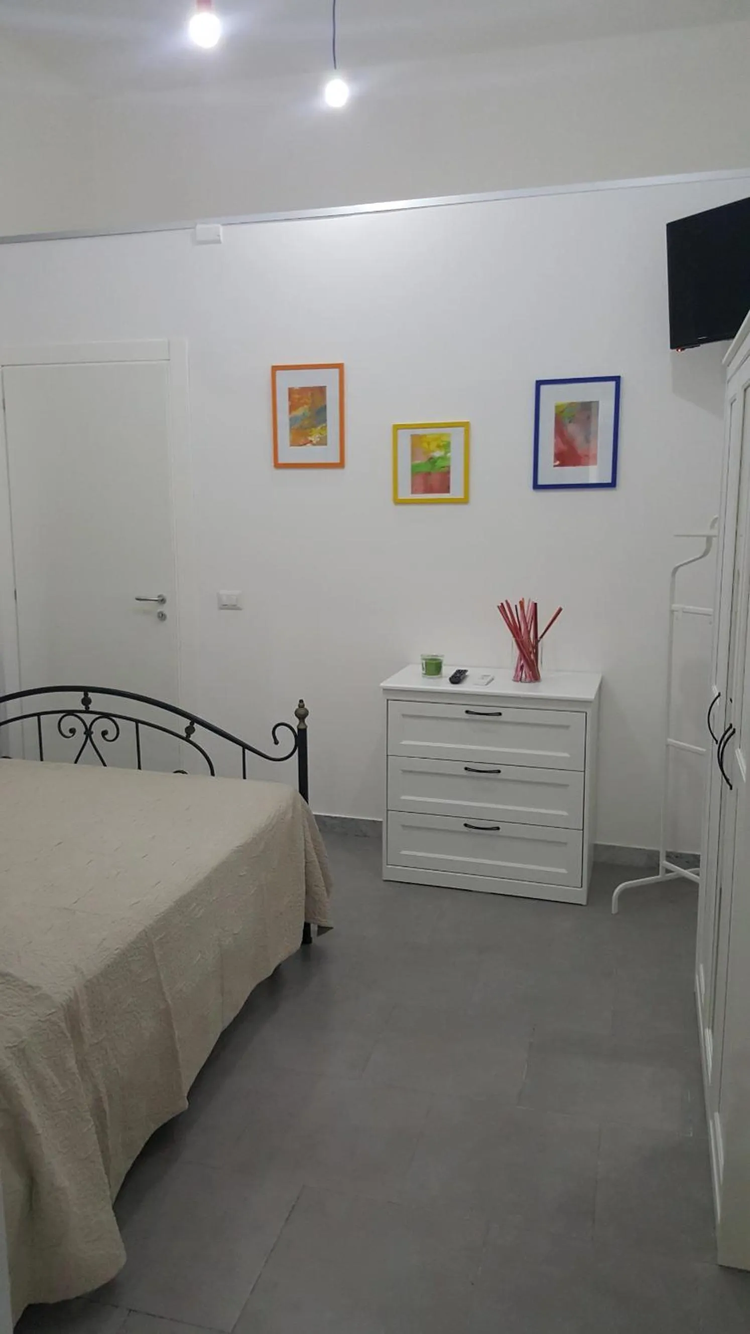 Bed in PARENTS' HOUSE