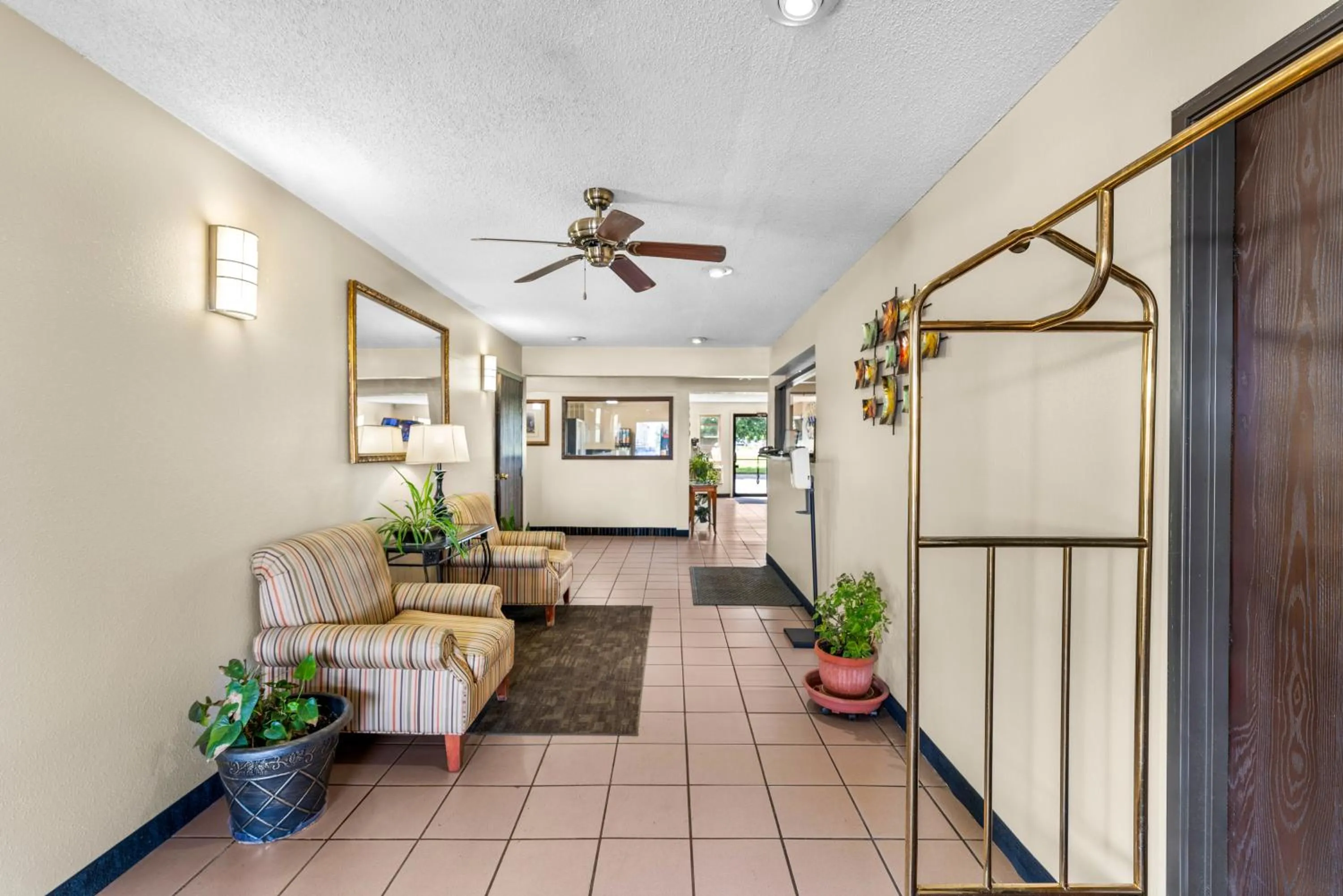 Lobby or reception in Americas Best Value Inn Decatur