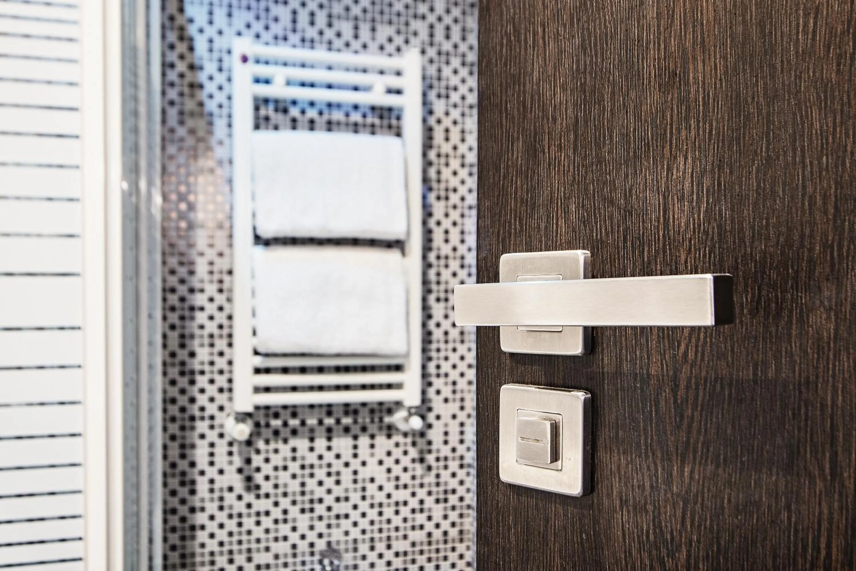Bathroom in Old Kitchen Vatican Suites