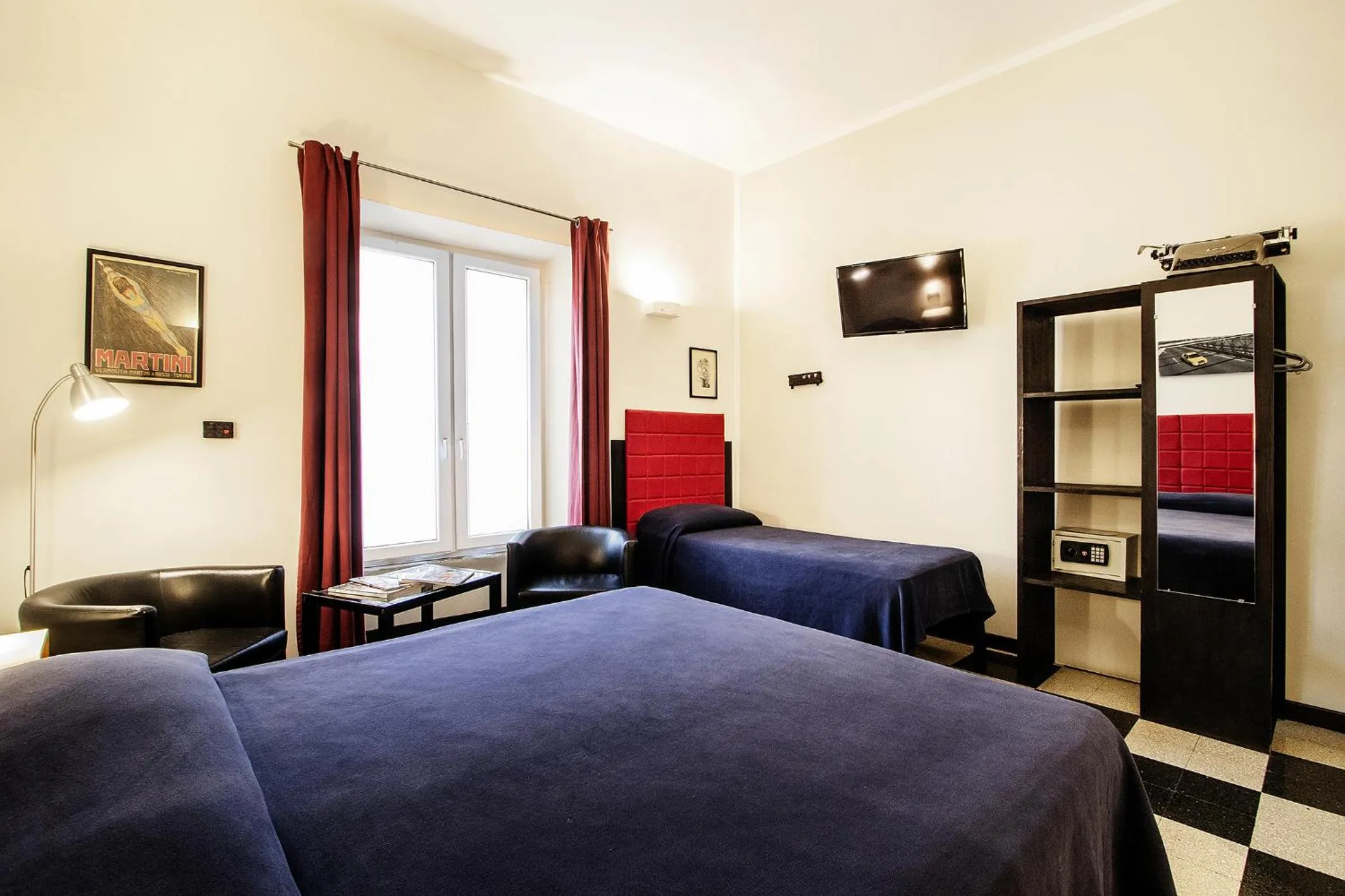 Bedroom, Bed in Old Kitchen Vatican Suites