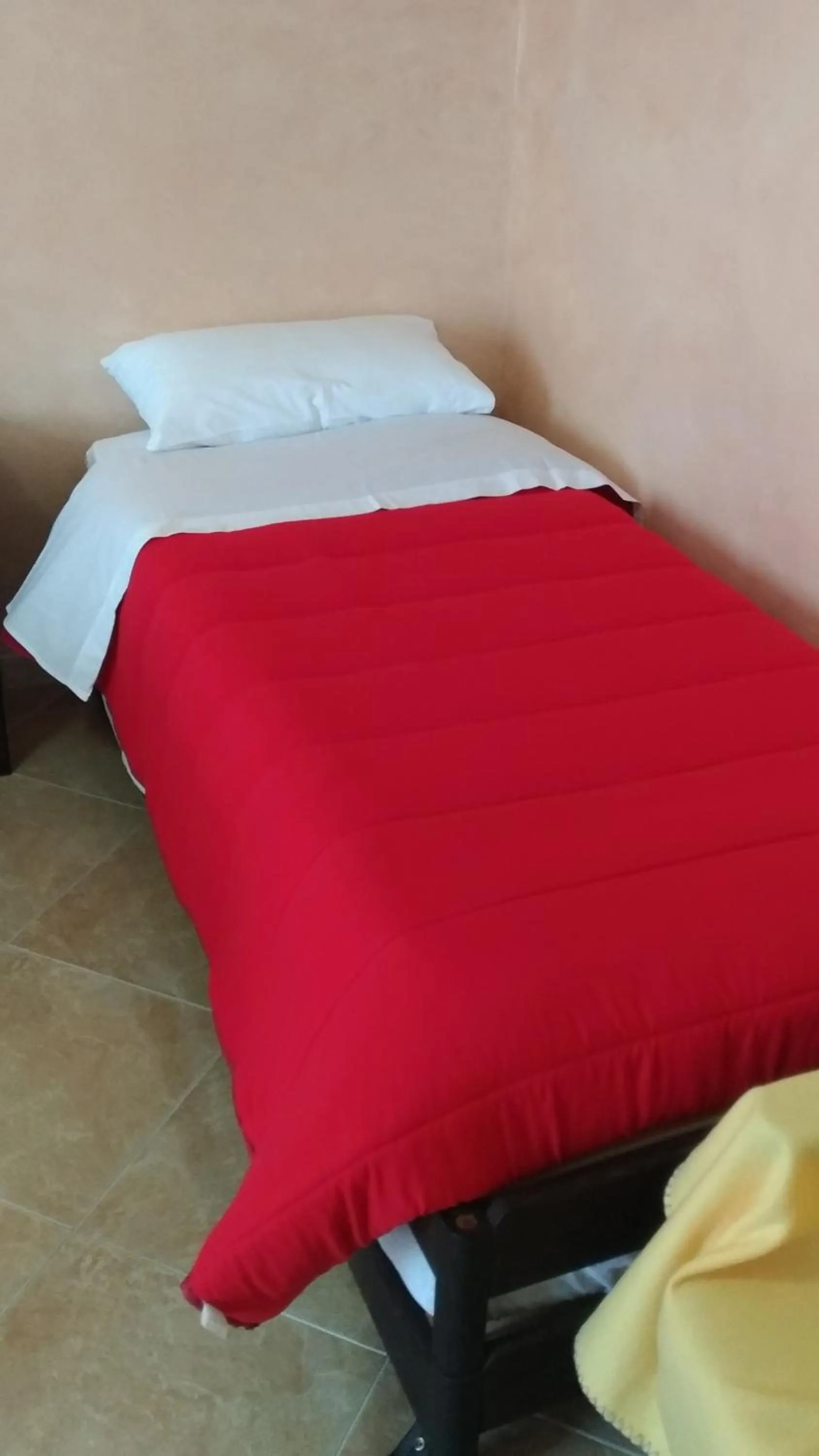 Bed in B&B Il girasole - A casa di Ale