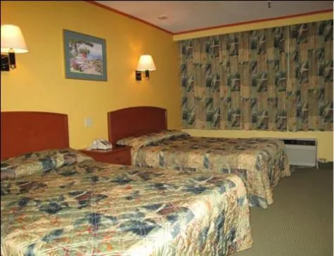 Photo of the whole room in Bay Shore Inn