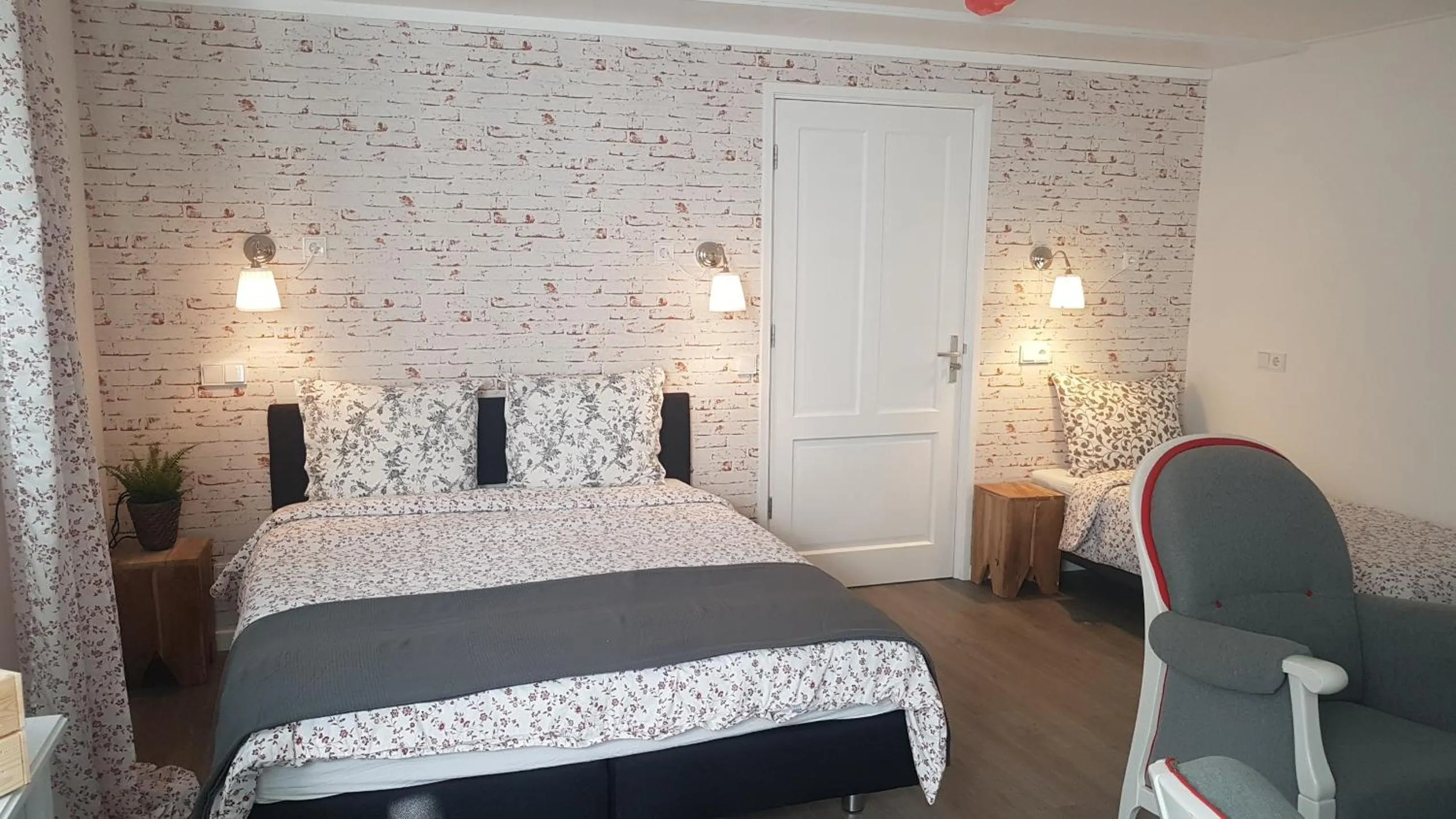 Bed in B&B de Valkenhorst