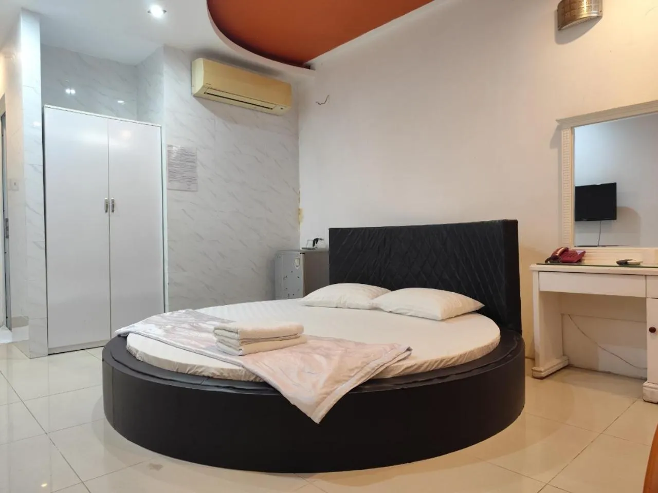 Bed in My Friends Hotel