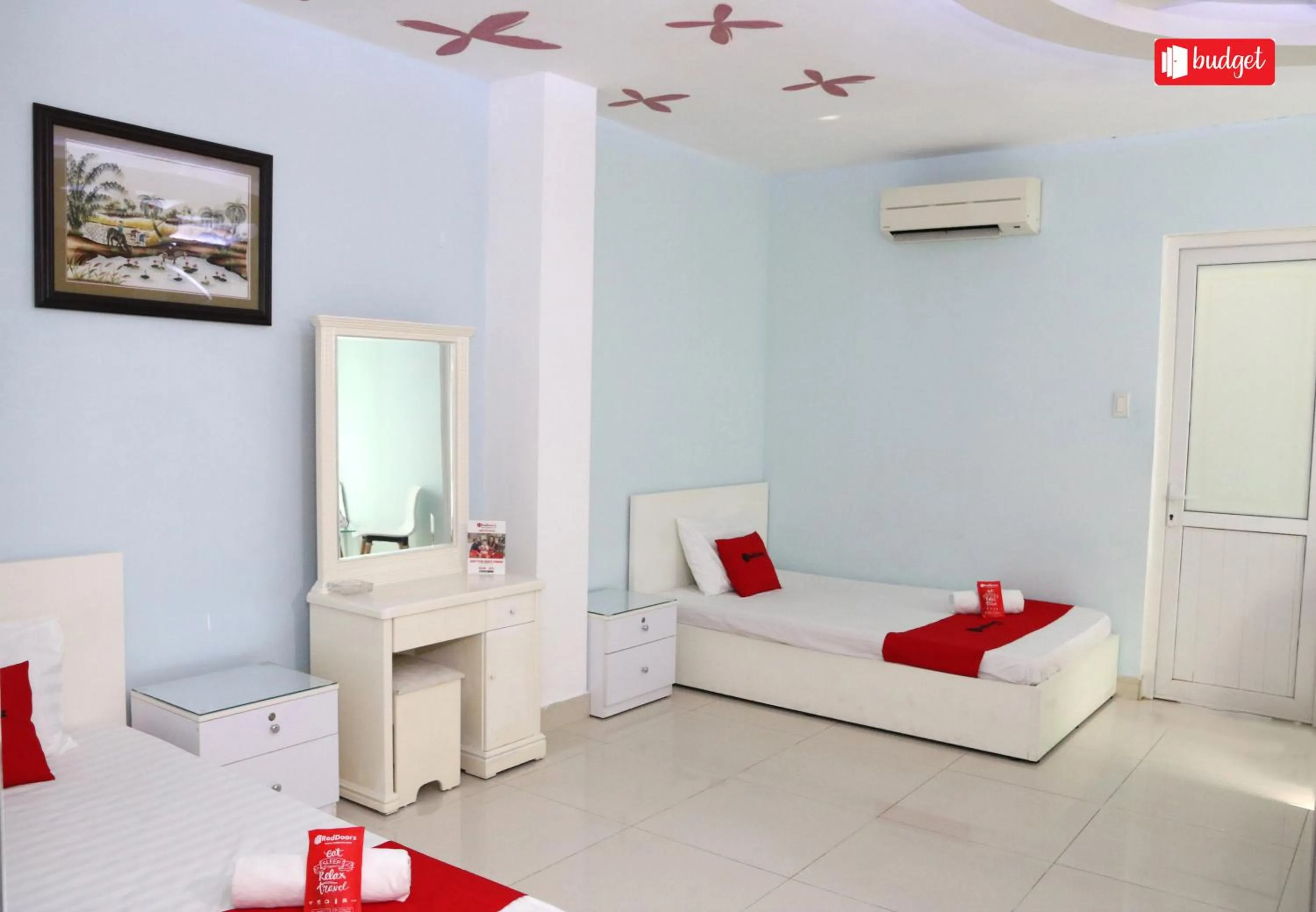 Bed in My Friends Hotel