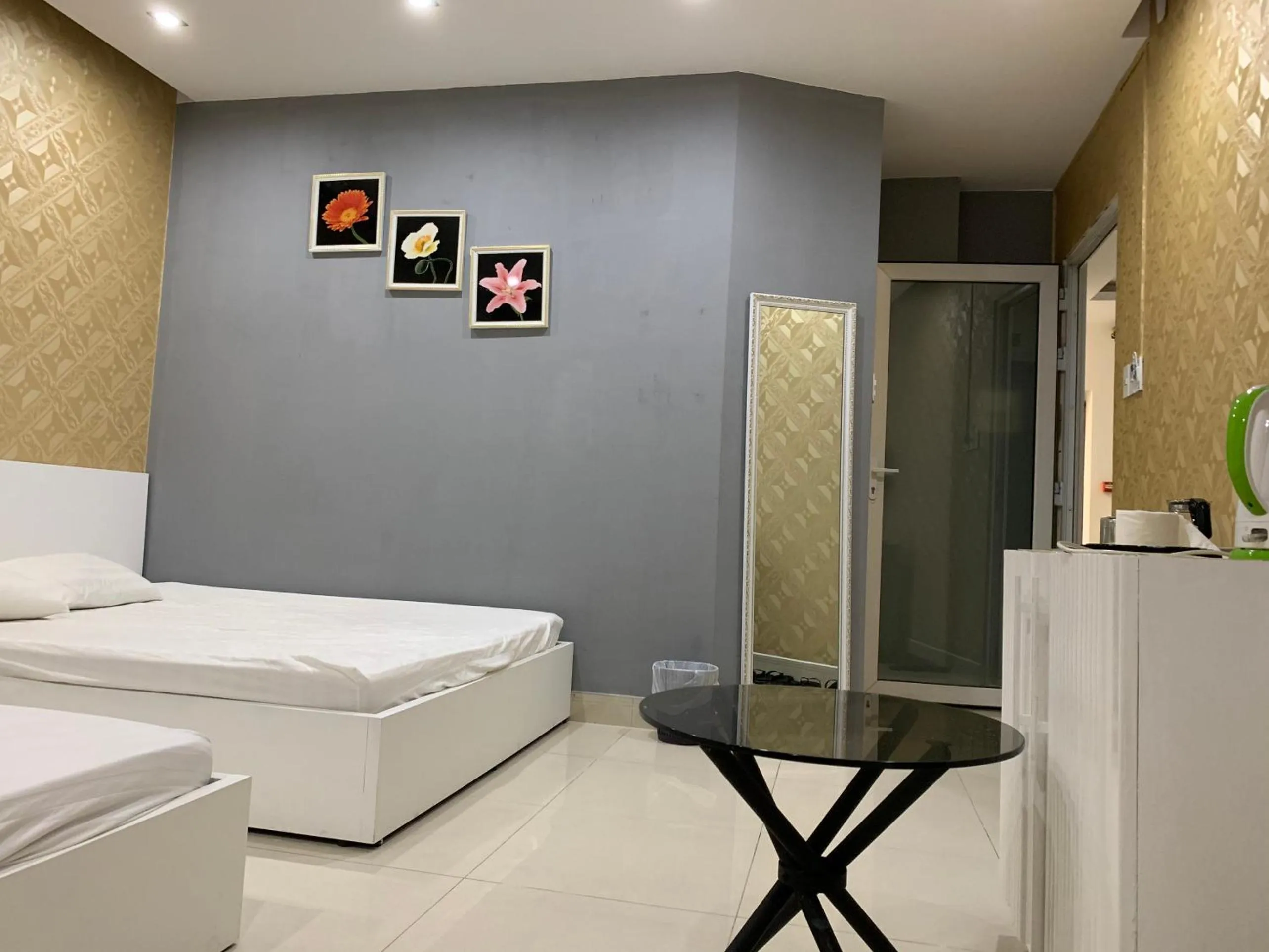 Bed in My Friends Hotel