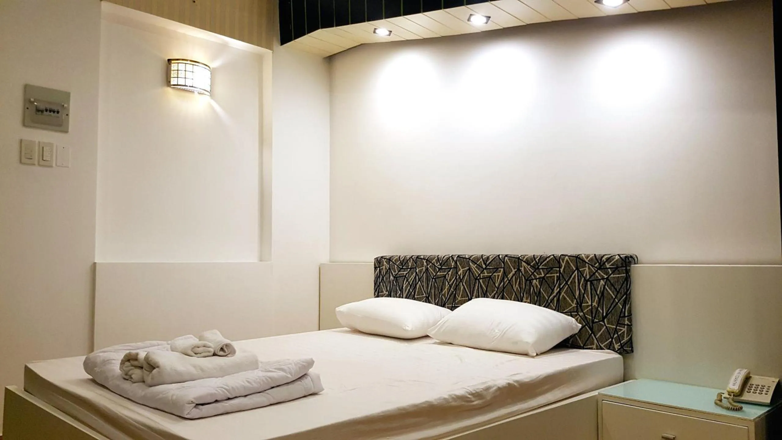 Bed in My Friends Hotel