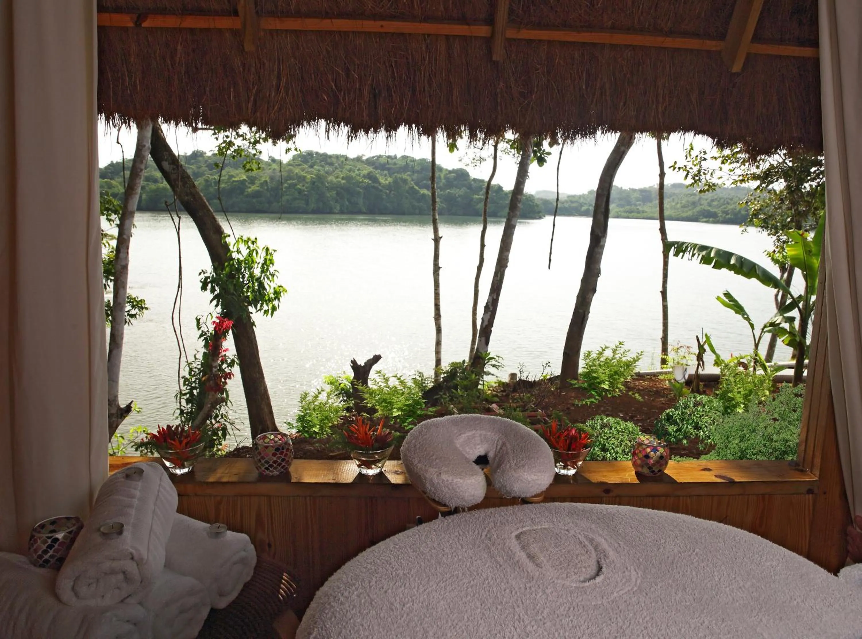Massage in Bocas del Mar
