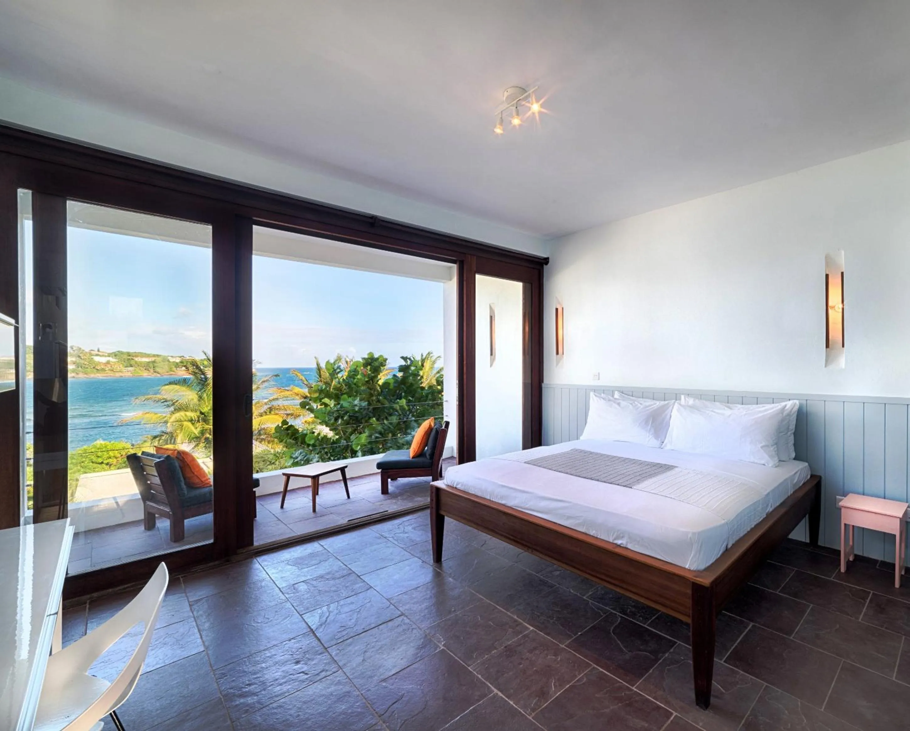 Bed in 473 Grenada Boutique Resort