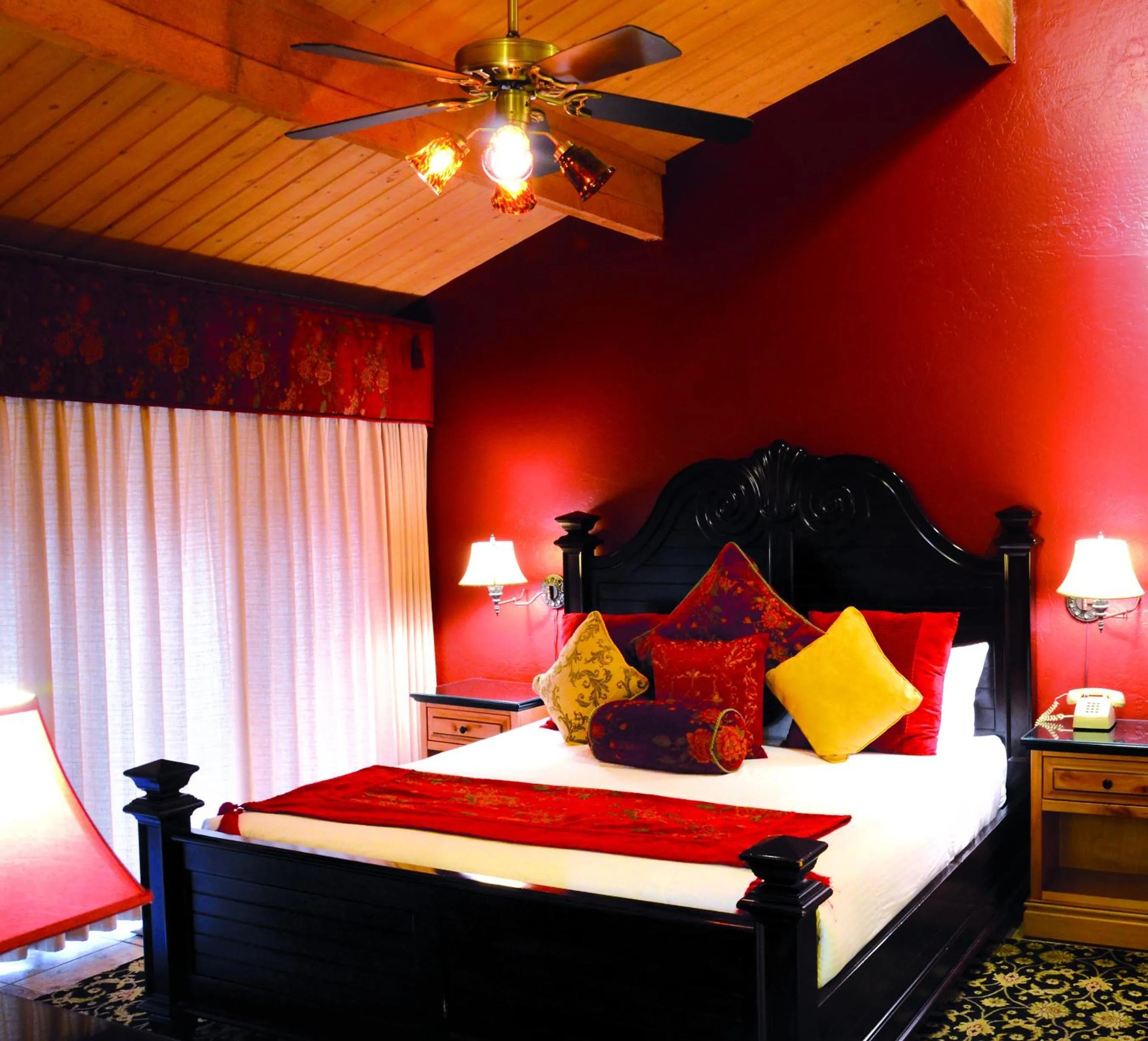 Bed in Junipine Resort