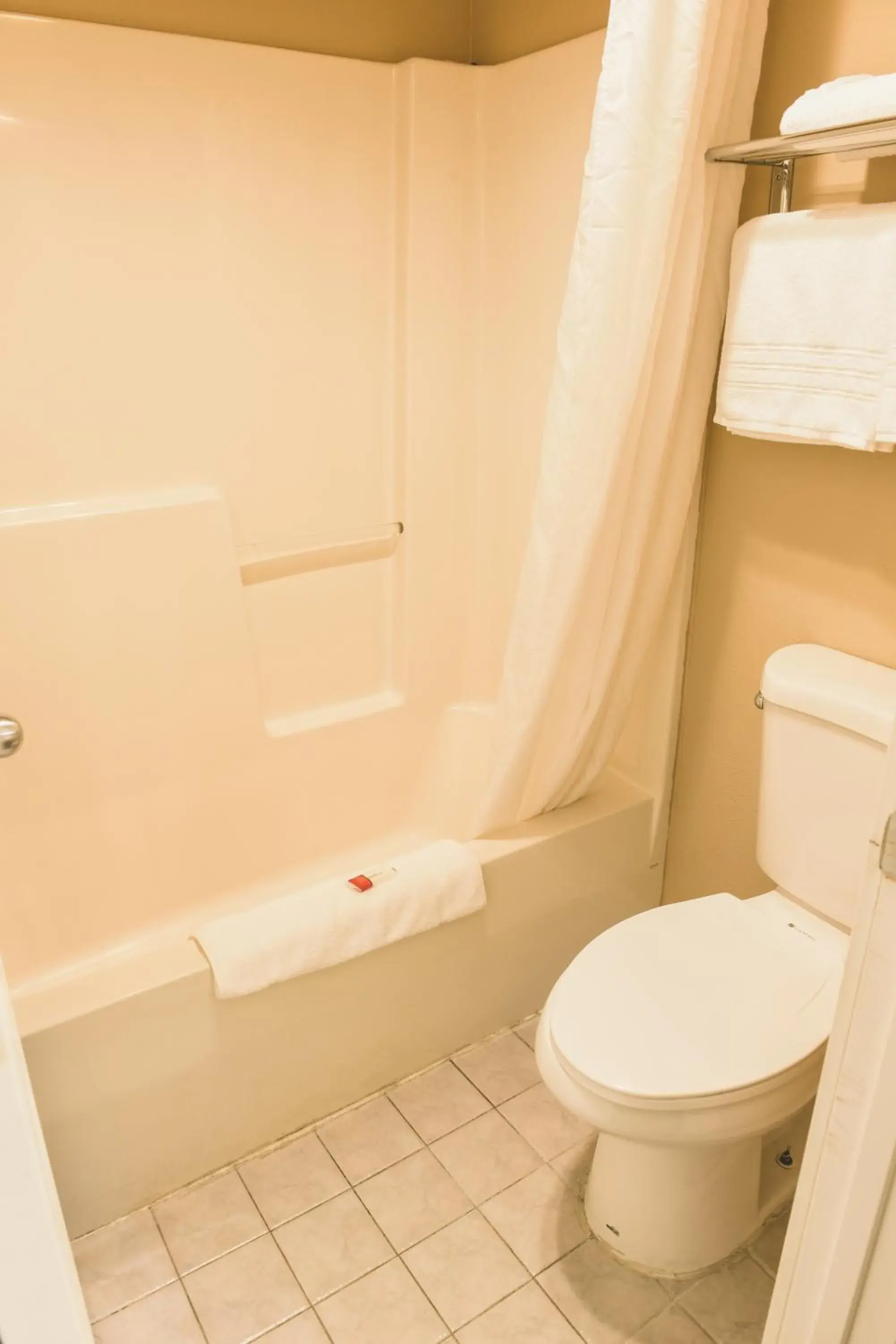 Double Room with Two Double Beds - Non-Smoking in Niwas Inn Double Room with Two Double Beds - Non-Smoking in Niwas Inn