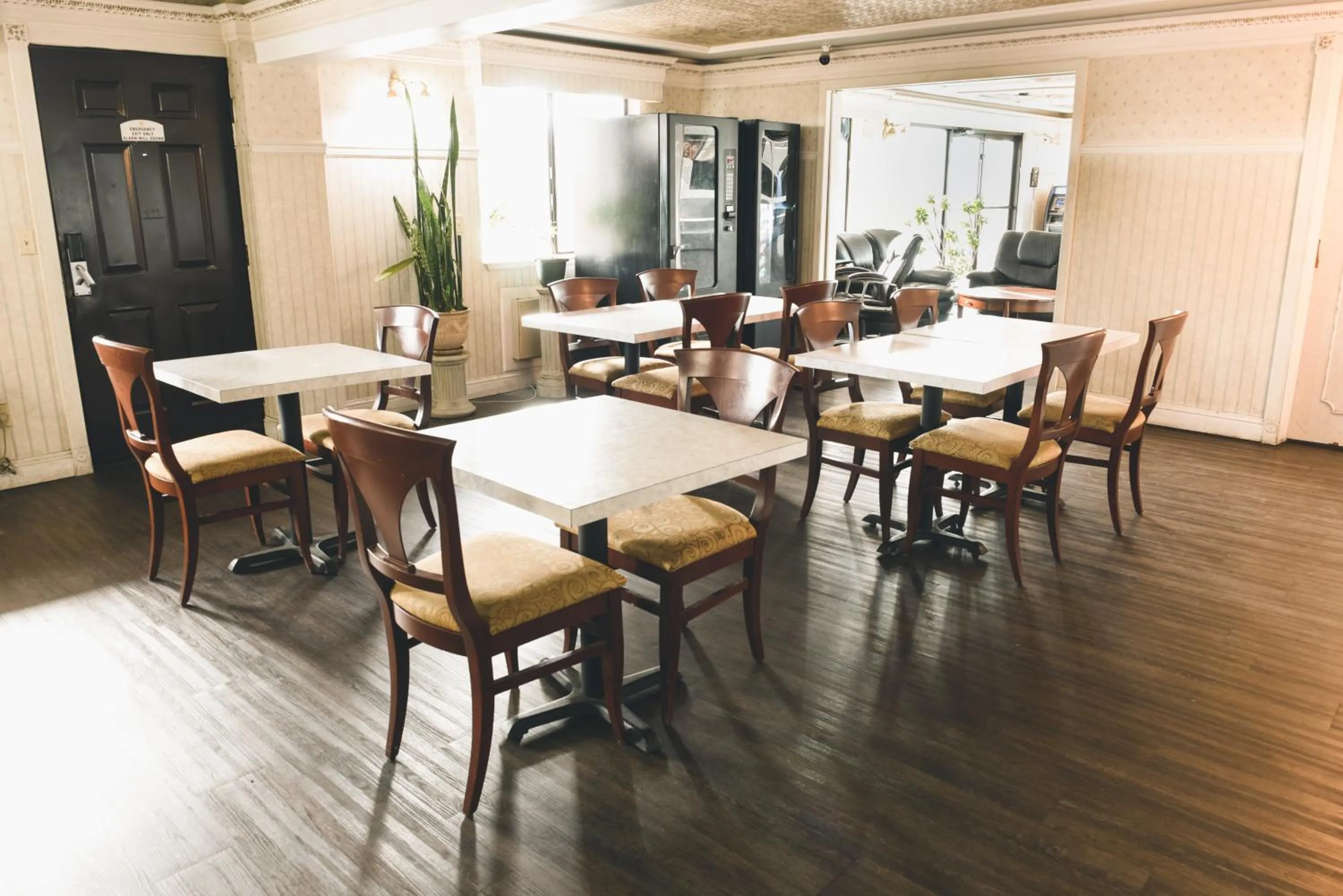 Breakfast in Niwas Inn