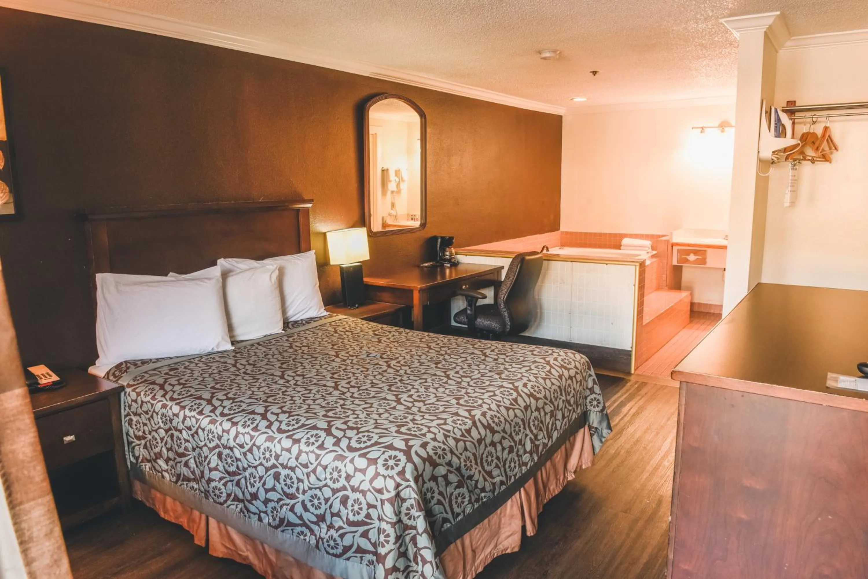 Photo of the whole room, Bed in Niwas Inn