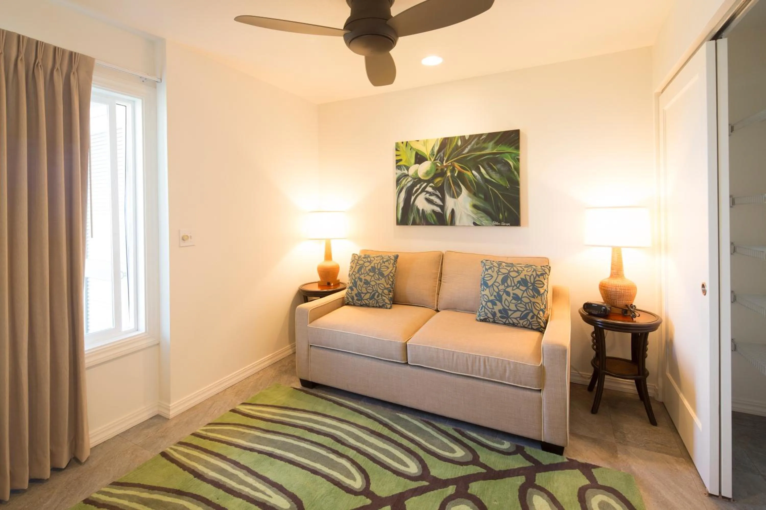 Seating area in Castle Kauai Kailani