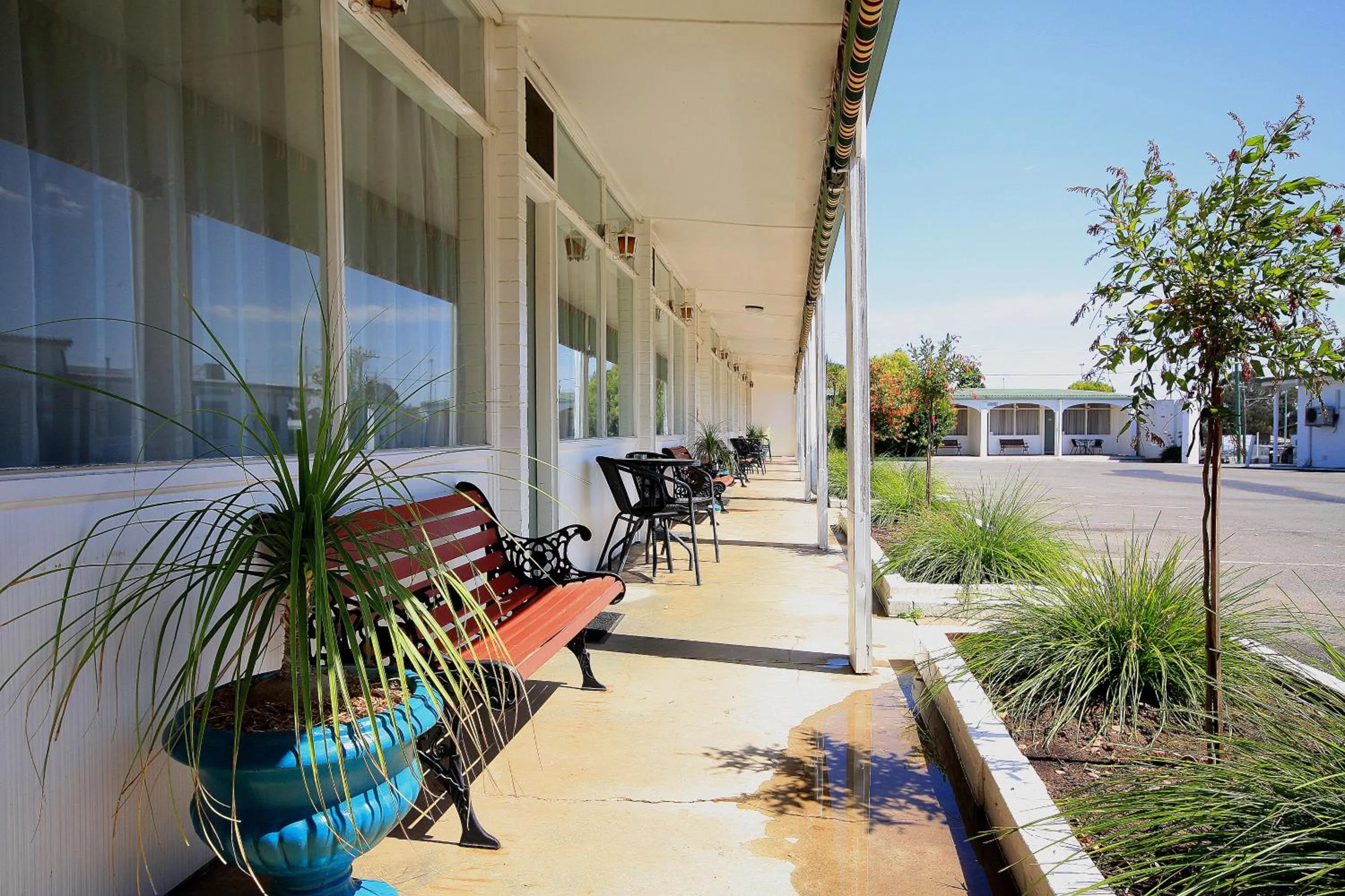 Property building in Hi Way Motor Inn