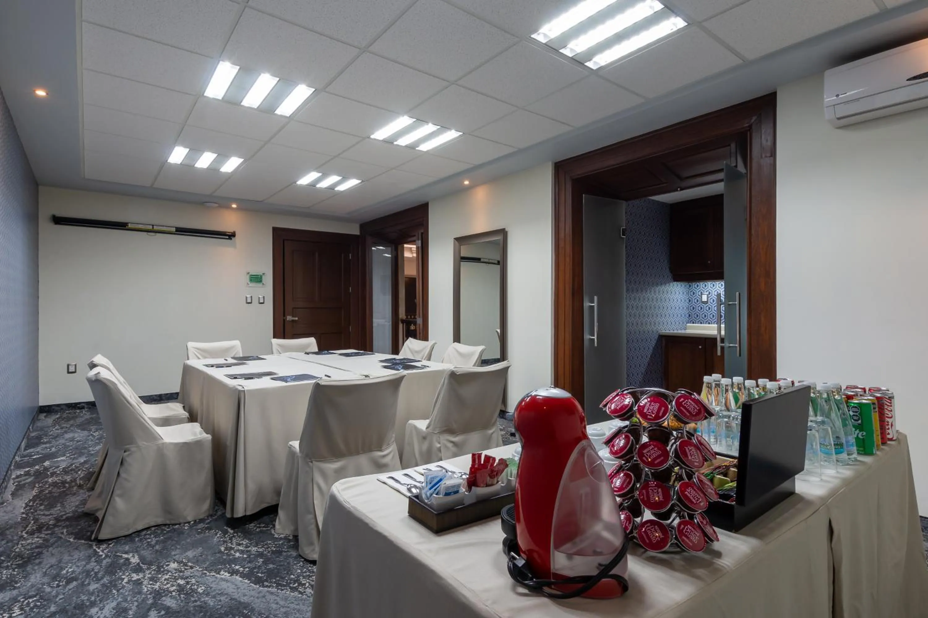 Meeting/conference room in 1850 Hotel Boutique