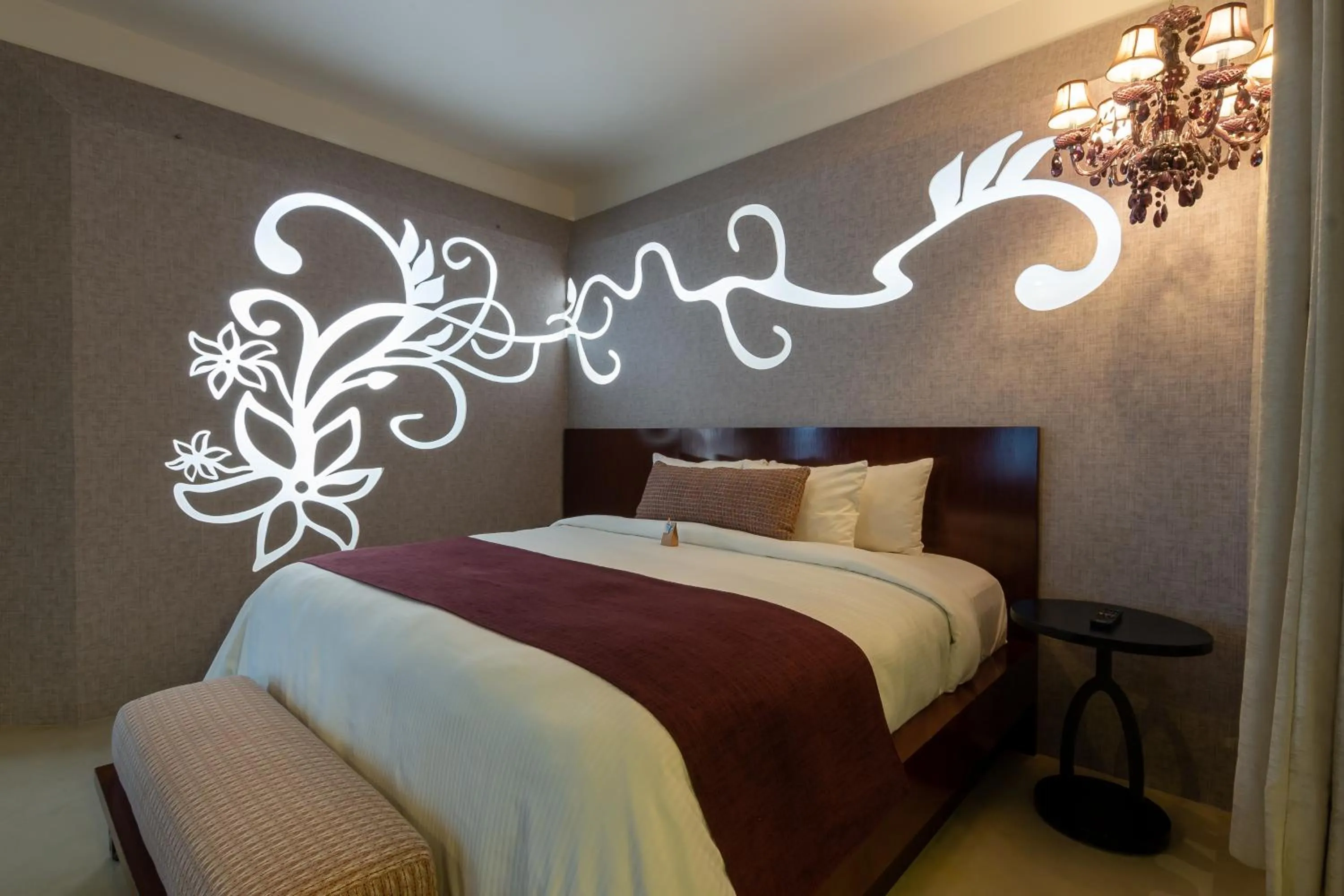 Bed in 1850 Hotel Boutique