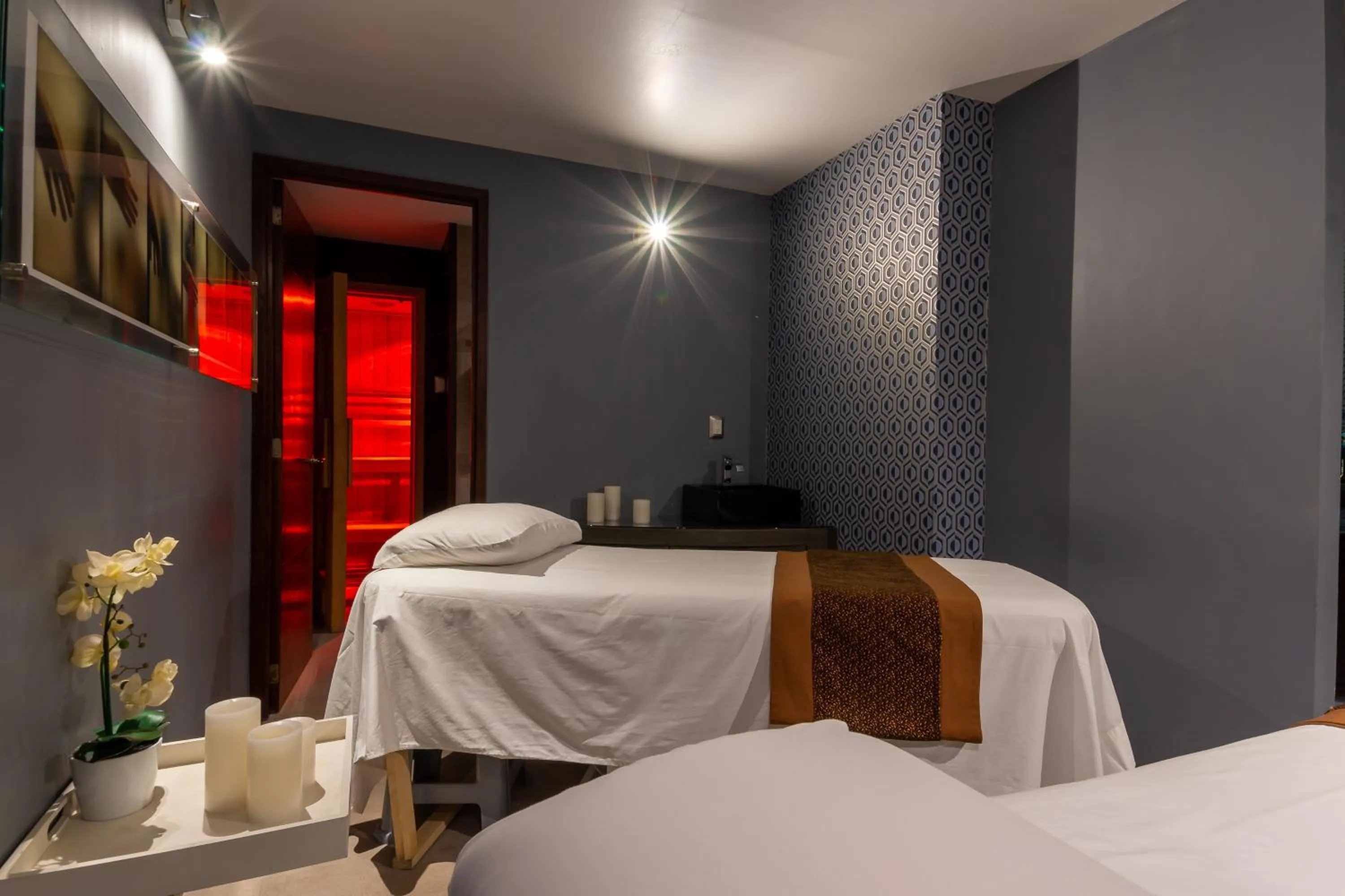 Spa and wellness centre/facilities, Bed in 1850 Hotel Boutique