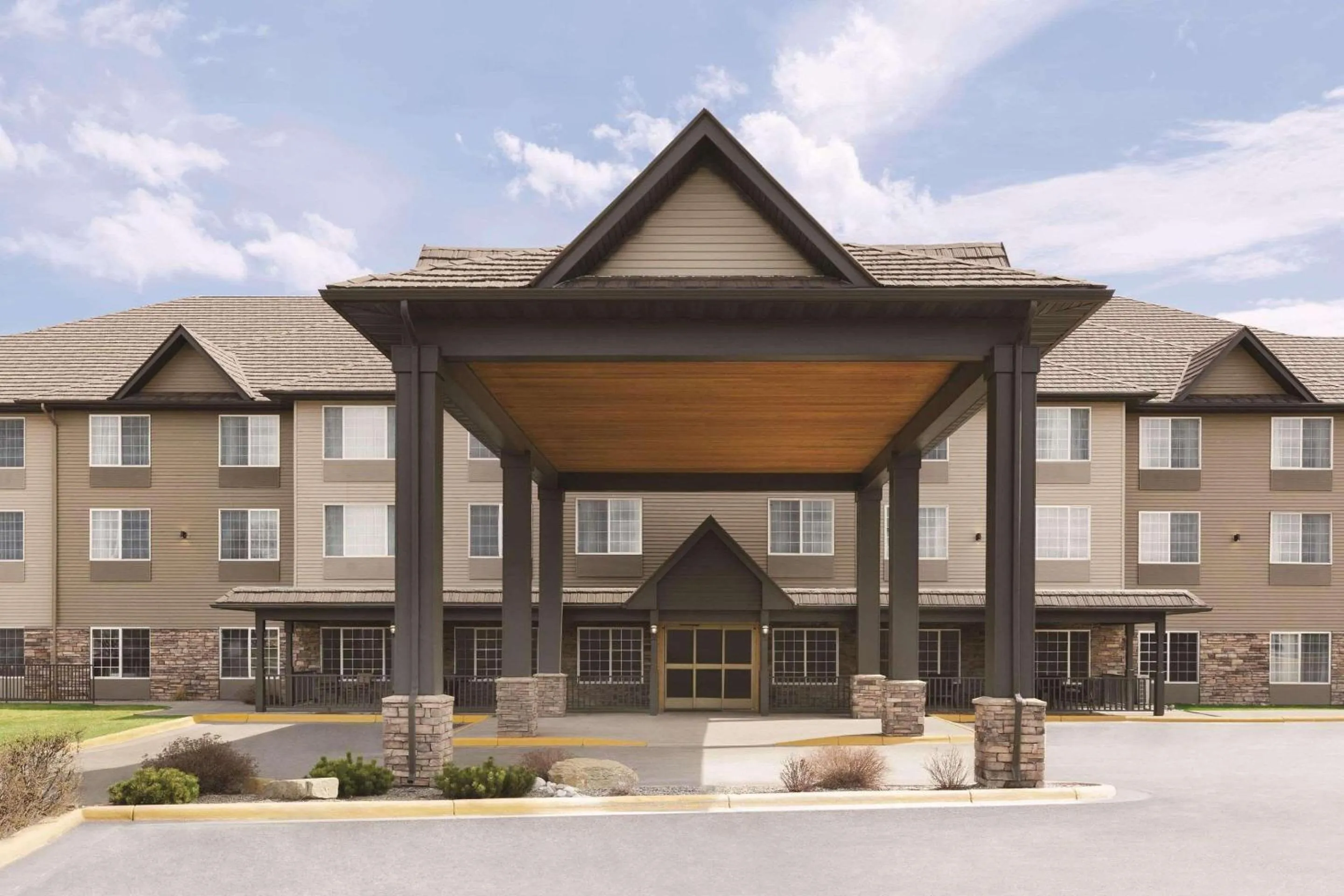 Property building in Country Inn & Suites by Radisson, Billings, MT