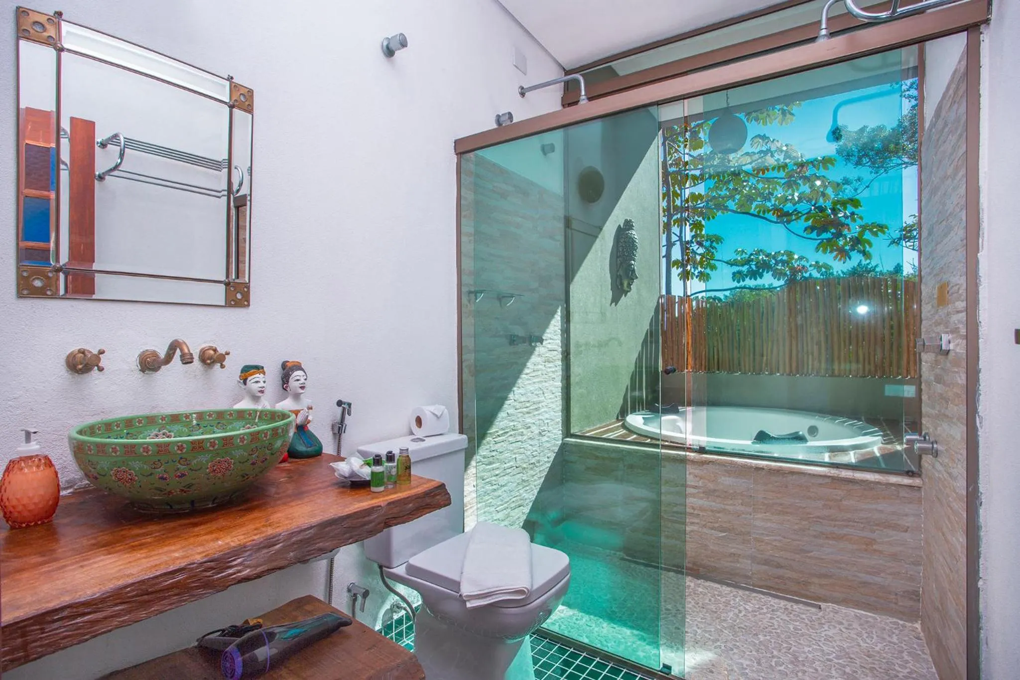Bathroom in Hotel Vila Kebaya