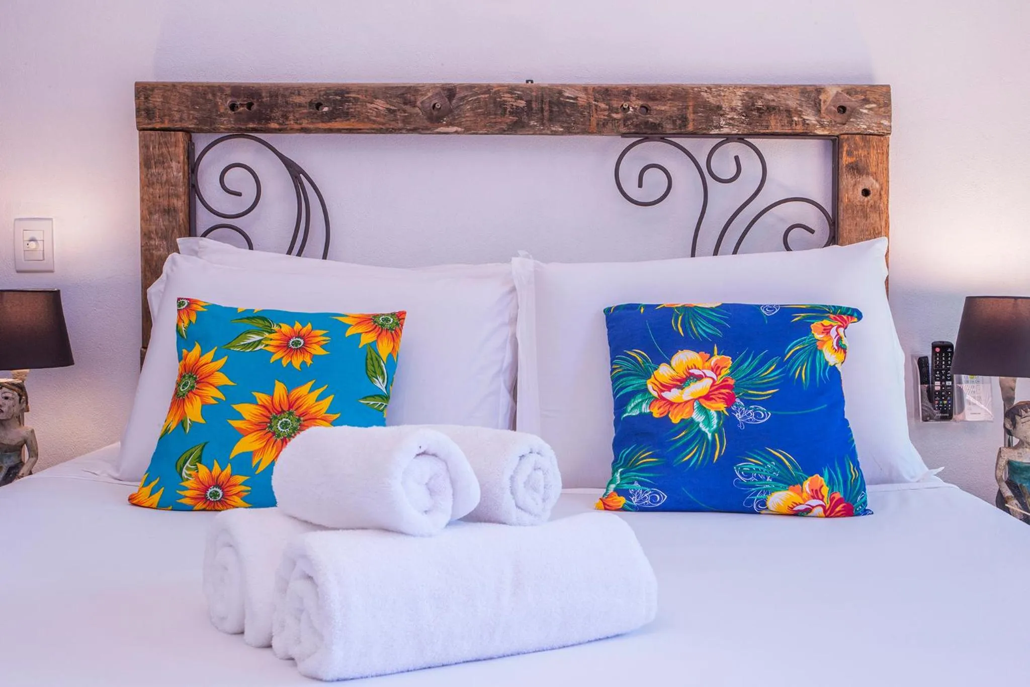 Photo of the whole room, Bed in Hotel Vila Kebaya