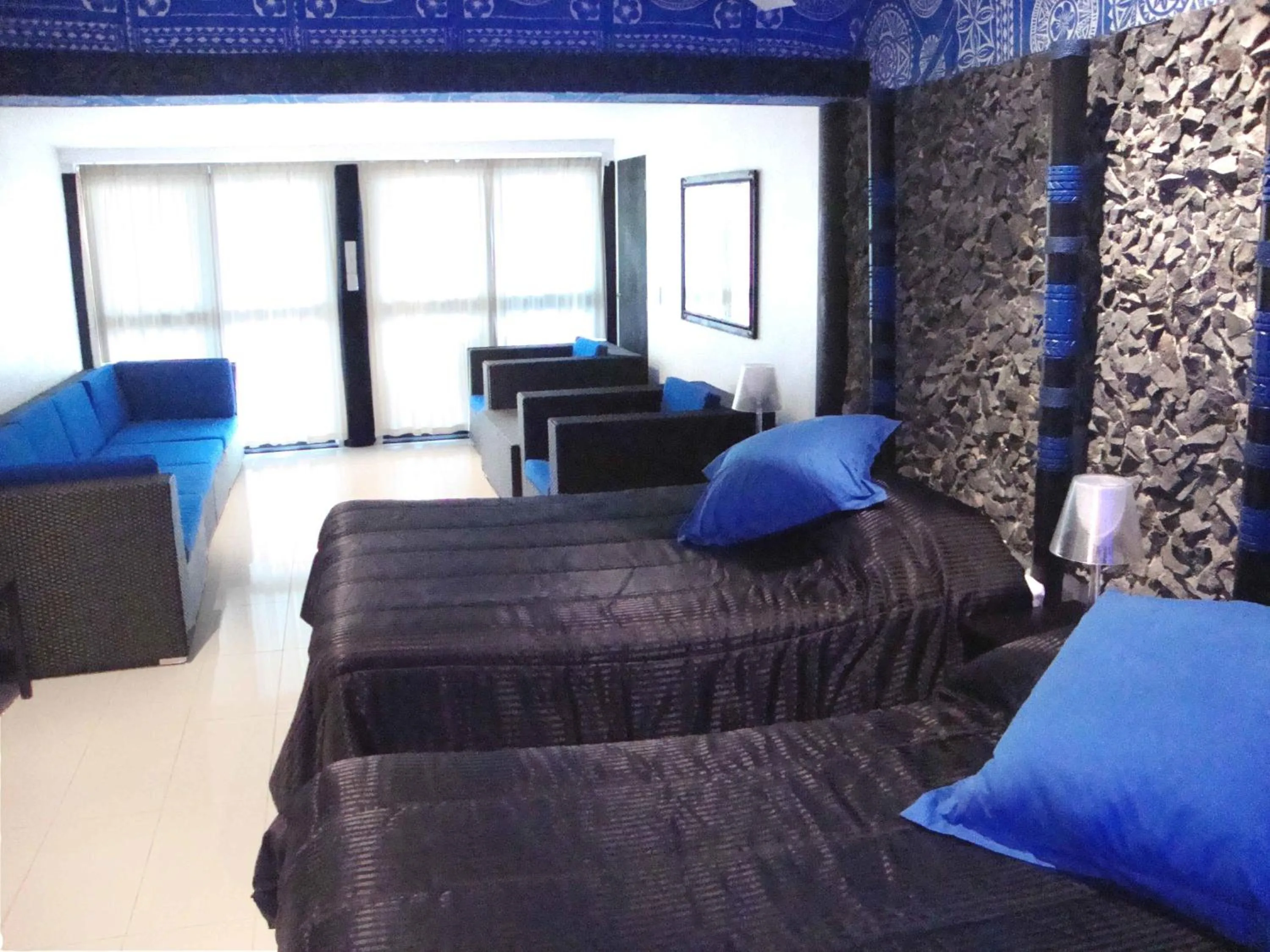 Photo of the whole room, Bed in Stevensons at Manase