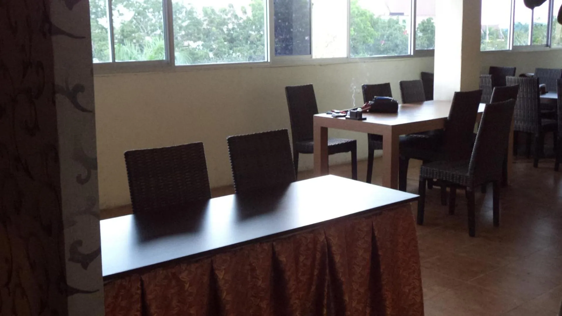 Restaurant/places to eat in Drego Hotel