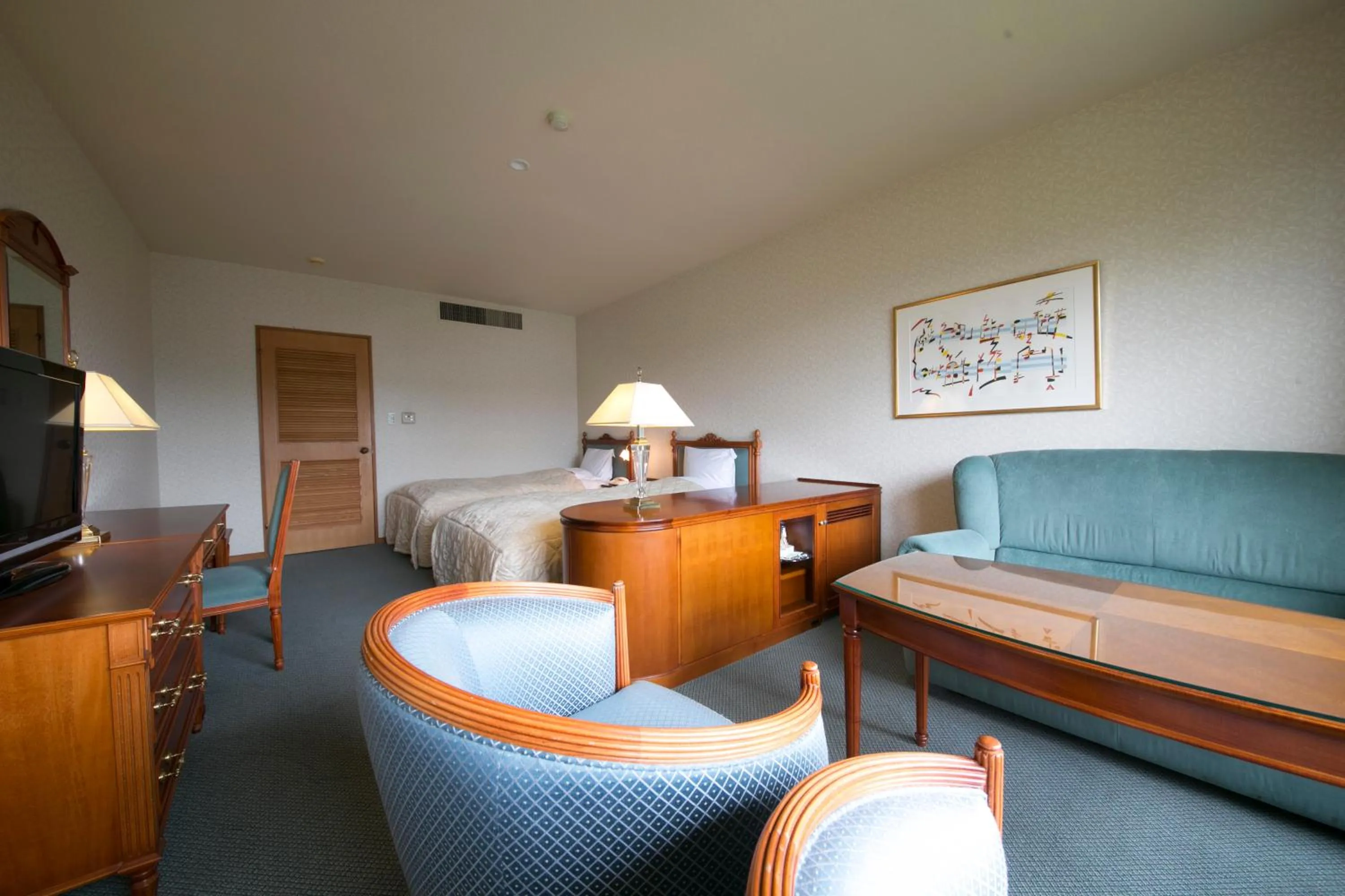 Photo of the whole room in Sky Park Hotel