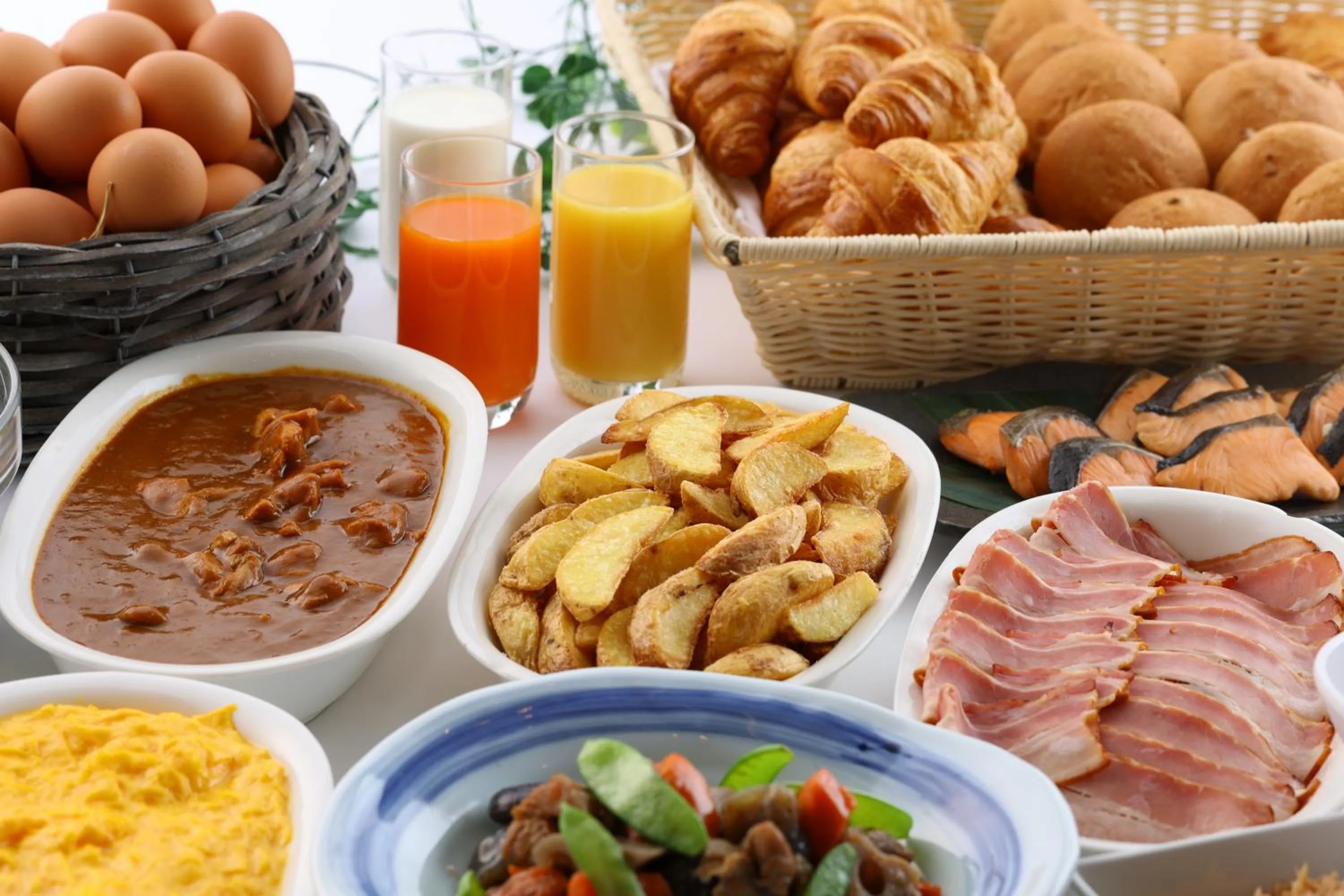 Food in Sky Park Hotel