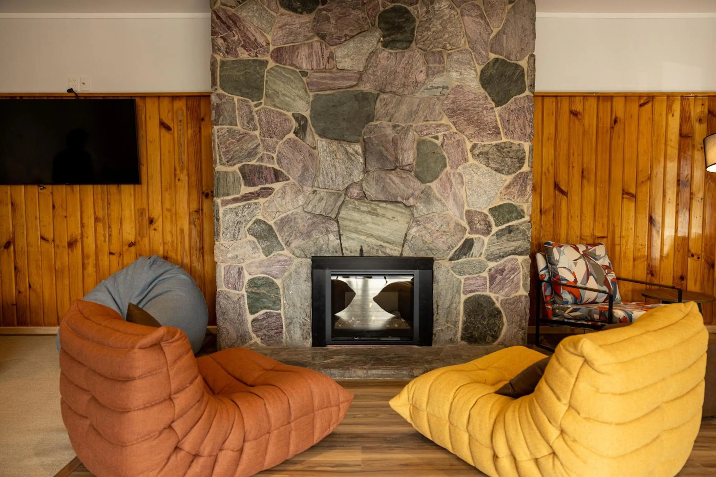 Living room in Haka House Wanaka