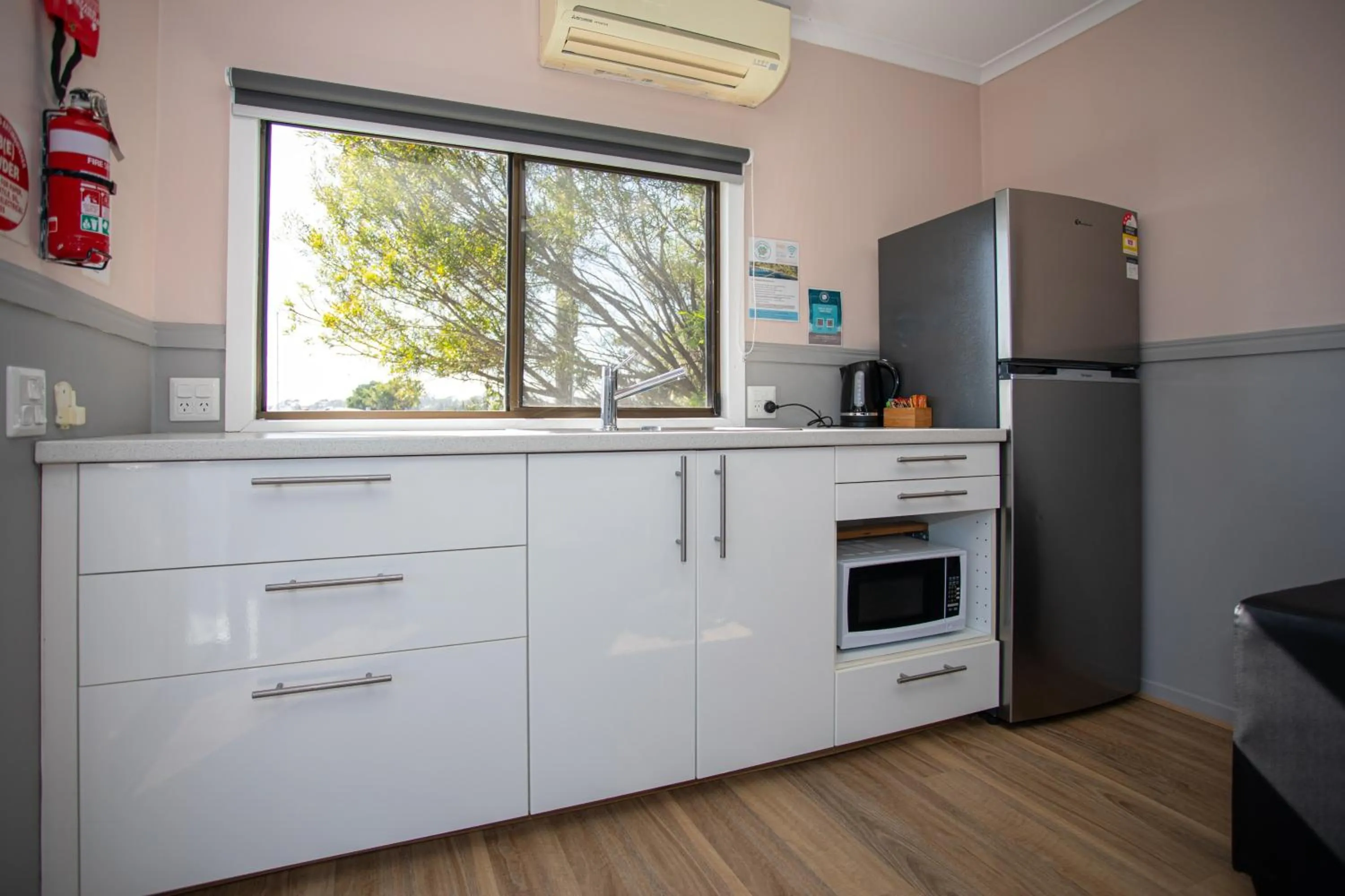 Kitchen or kitchenette in South Coast Retreat