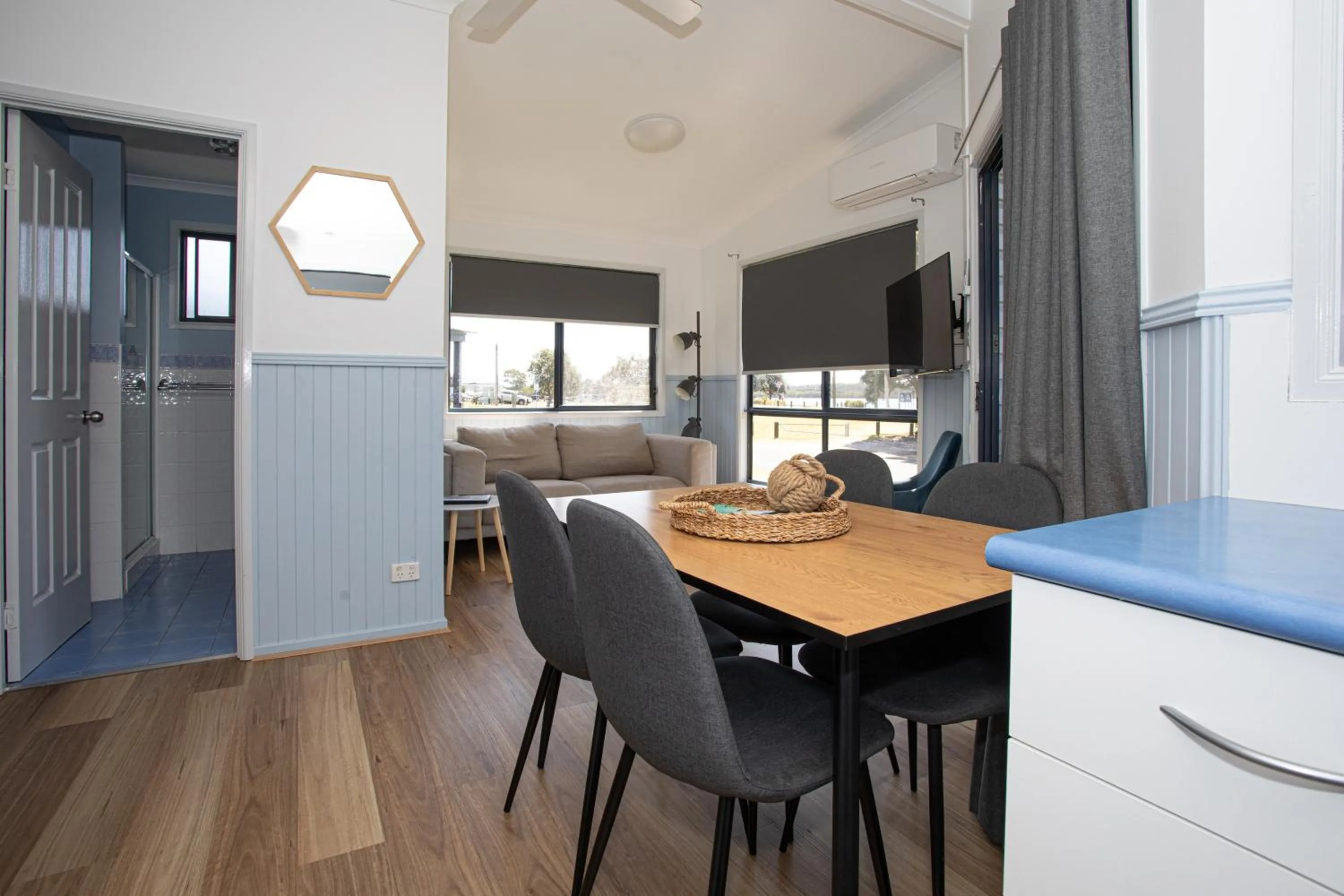 Dinner in South Coast Retreat