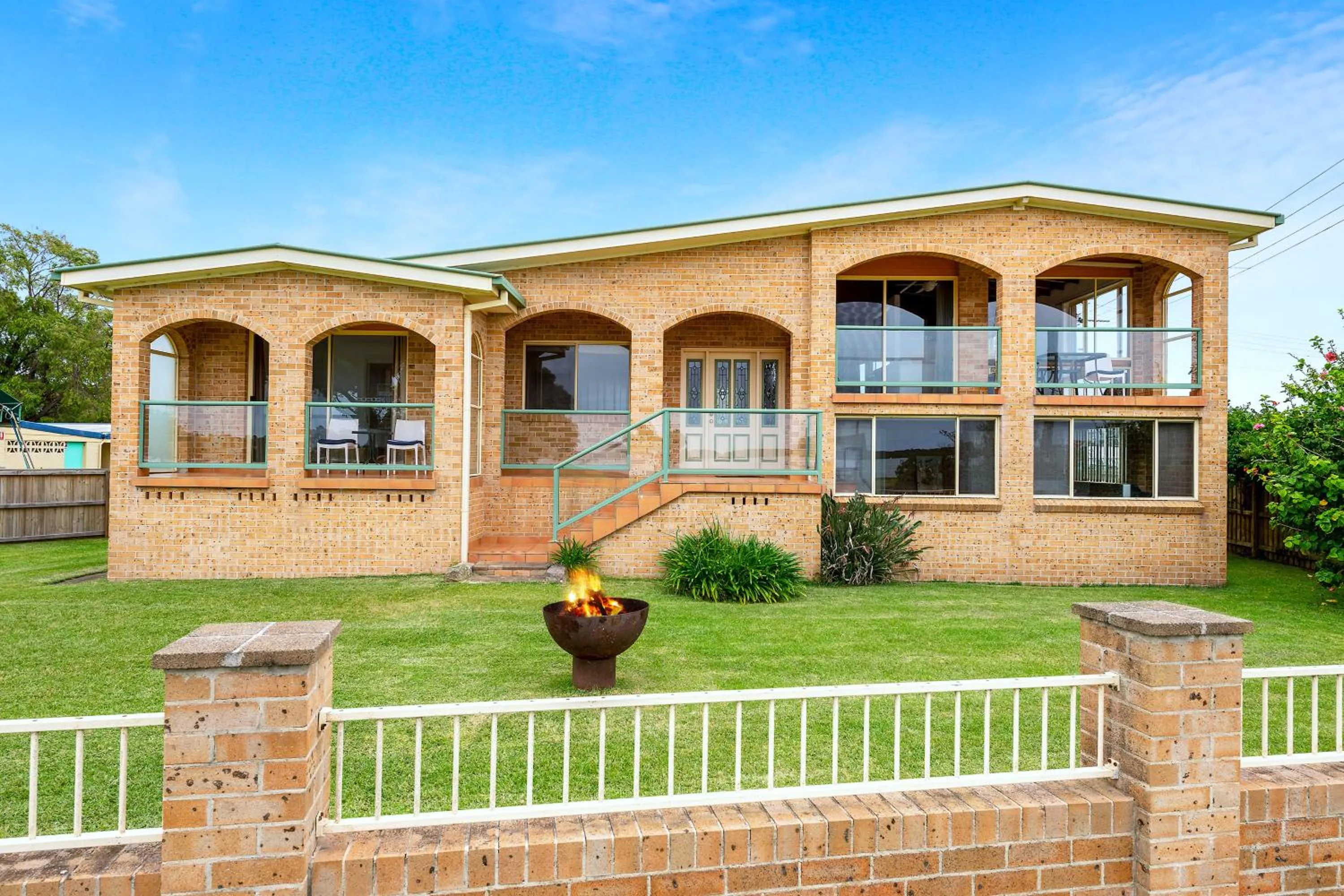 Property building in South Coast Retreat