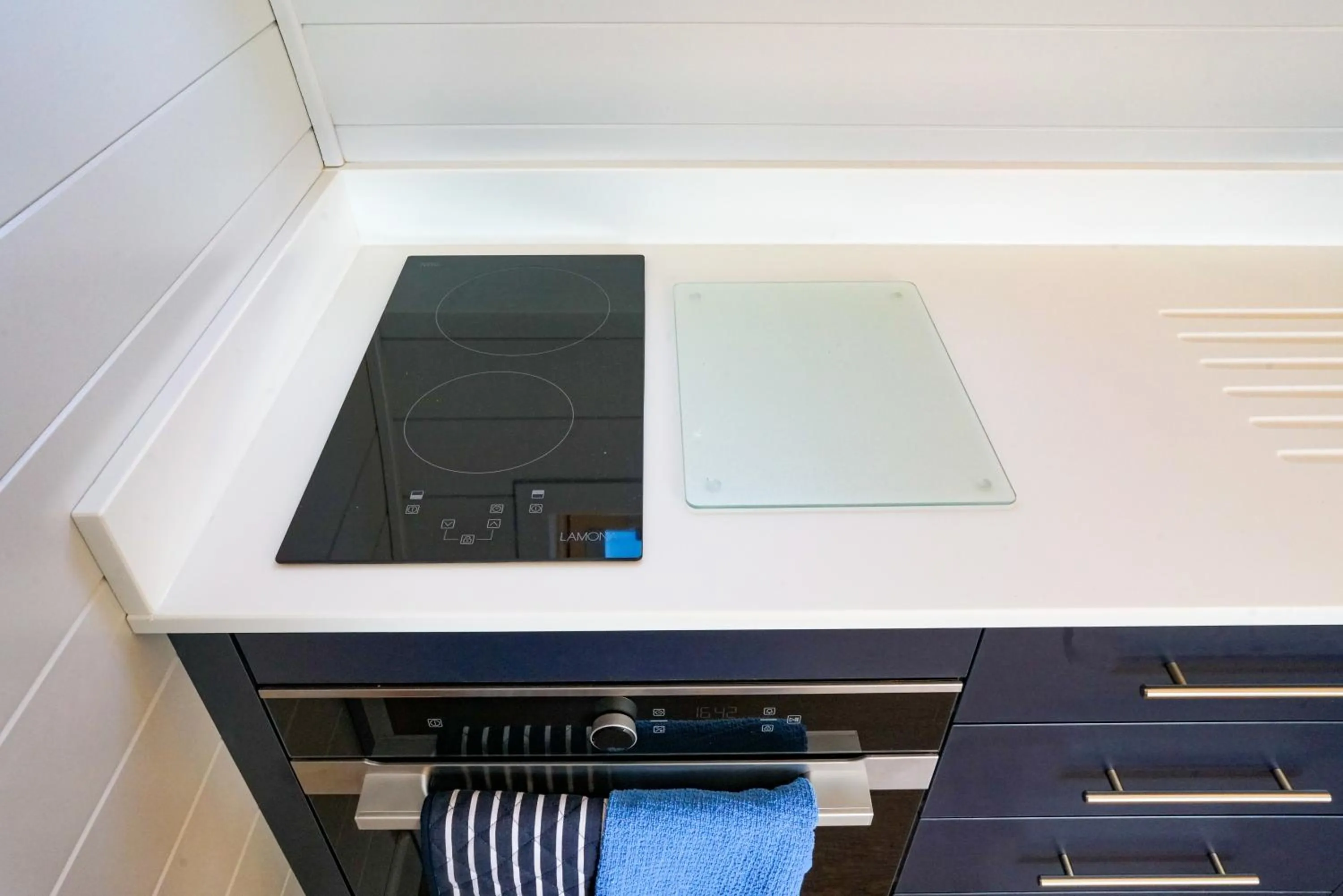 kitchen in King's Lynn Caravan & Camping Park