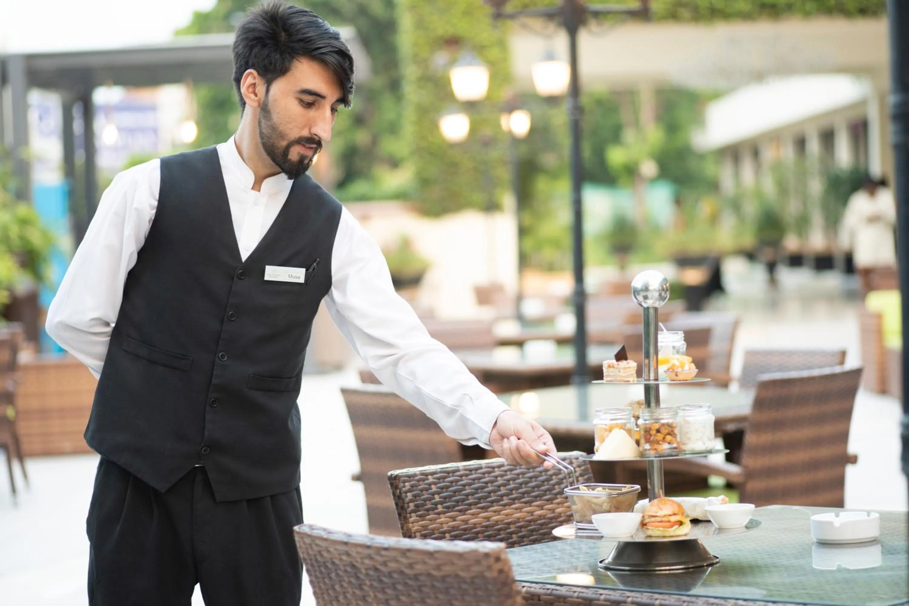 Restaurant/places to eat in Pearl Continental Hotel, Rawalpindi