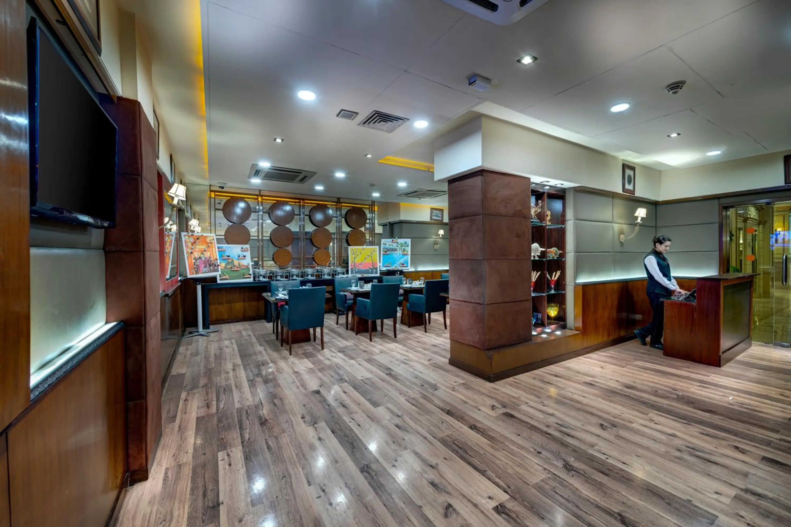 Restaurant/places to eat in Pearl Continental Hotel, Rawalpindi